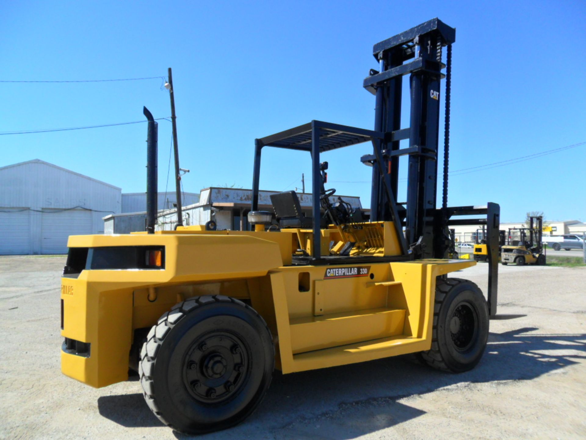 FORKLIFT, CATERPILLAR 33,000 LB. CAP., Mdl. DP150, diesel engine, 144" standard mast, 177”  lift - Image 4 of 8