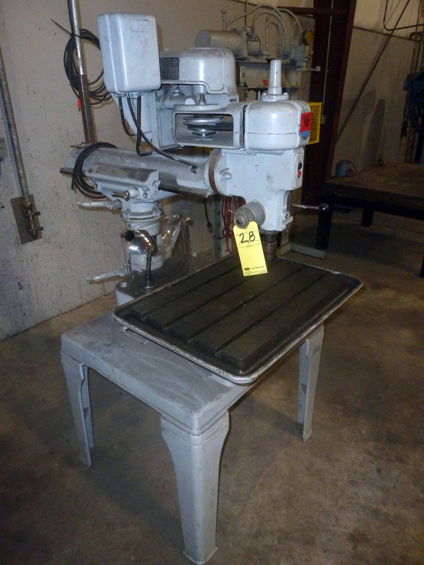 RAM TYPE RADIAL DRILL, ROCKWELL/DELTA MDL. 15-20, spds: 175-8250 RPM, 26" x 18" table, S/N