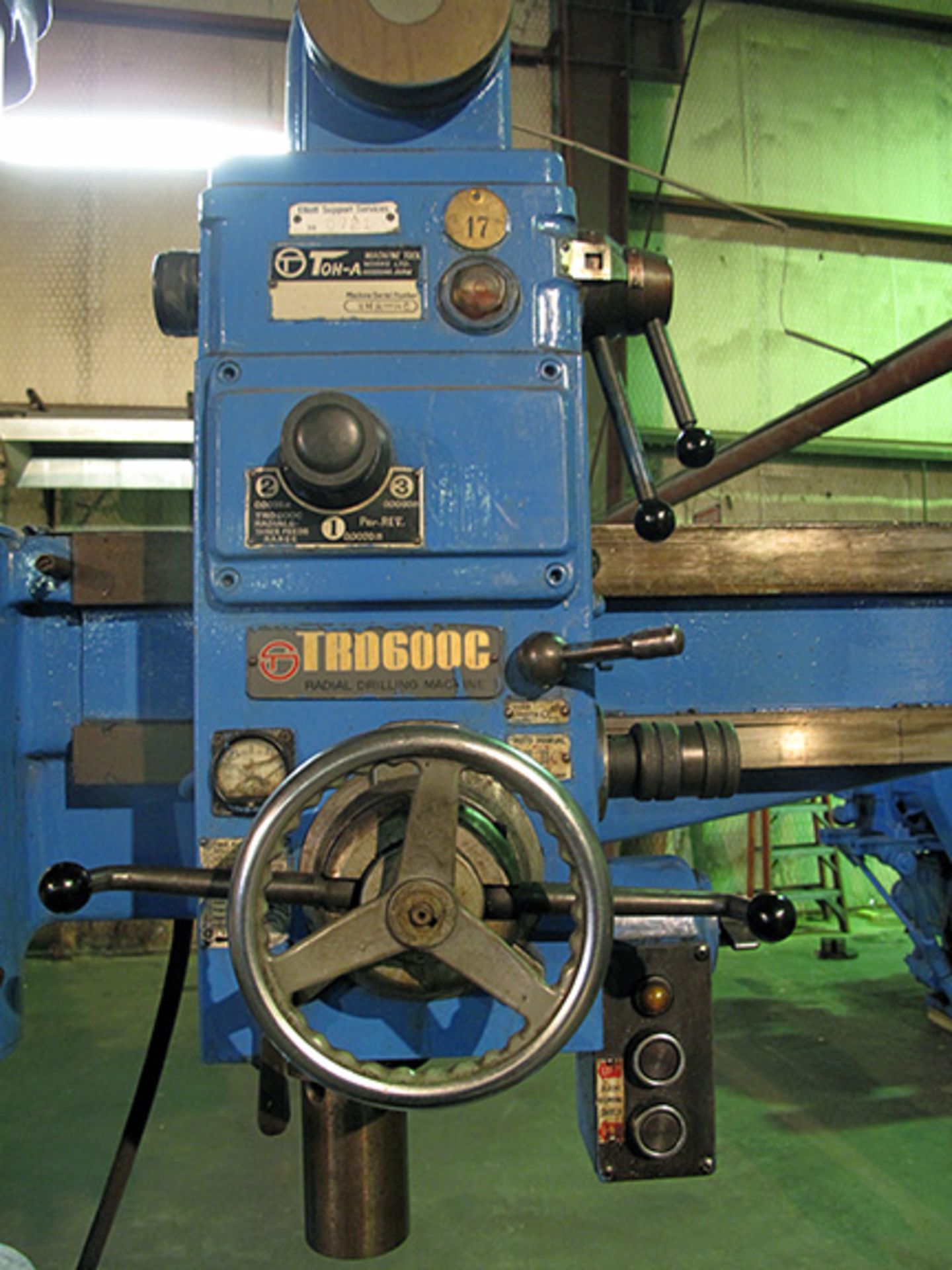 RADIAL DRILL, TOAKIKAI 2' X 6", Mdl. TRD600C, 24” spindle center to column face, 6-1/2” column, 6 - Image 3 of 10