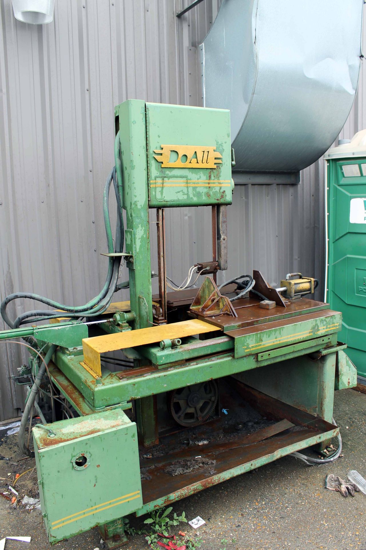 TILT FRAME VERTICAL BANDSAW, DOALL MDL. TF-14H, 14" x 21" cap., 230V/3ph/60, S/N 363-76168 (Location - Image 3 of 4