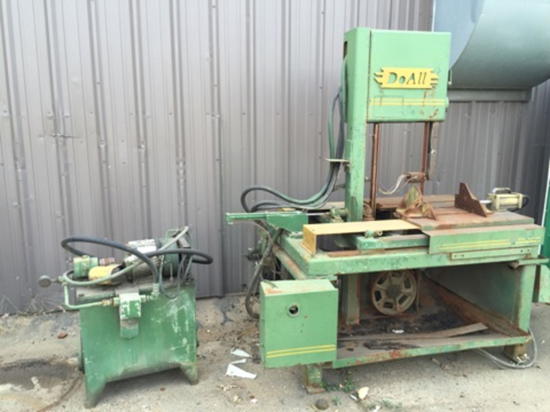 TILT FRAME VERTICAL BANDSAW, DOALL MDL. TF-14H, 14" x 21" cap., 230V/3ph/60, S/N 363-76168 (Location