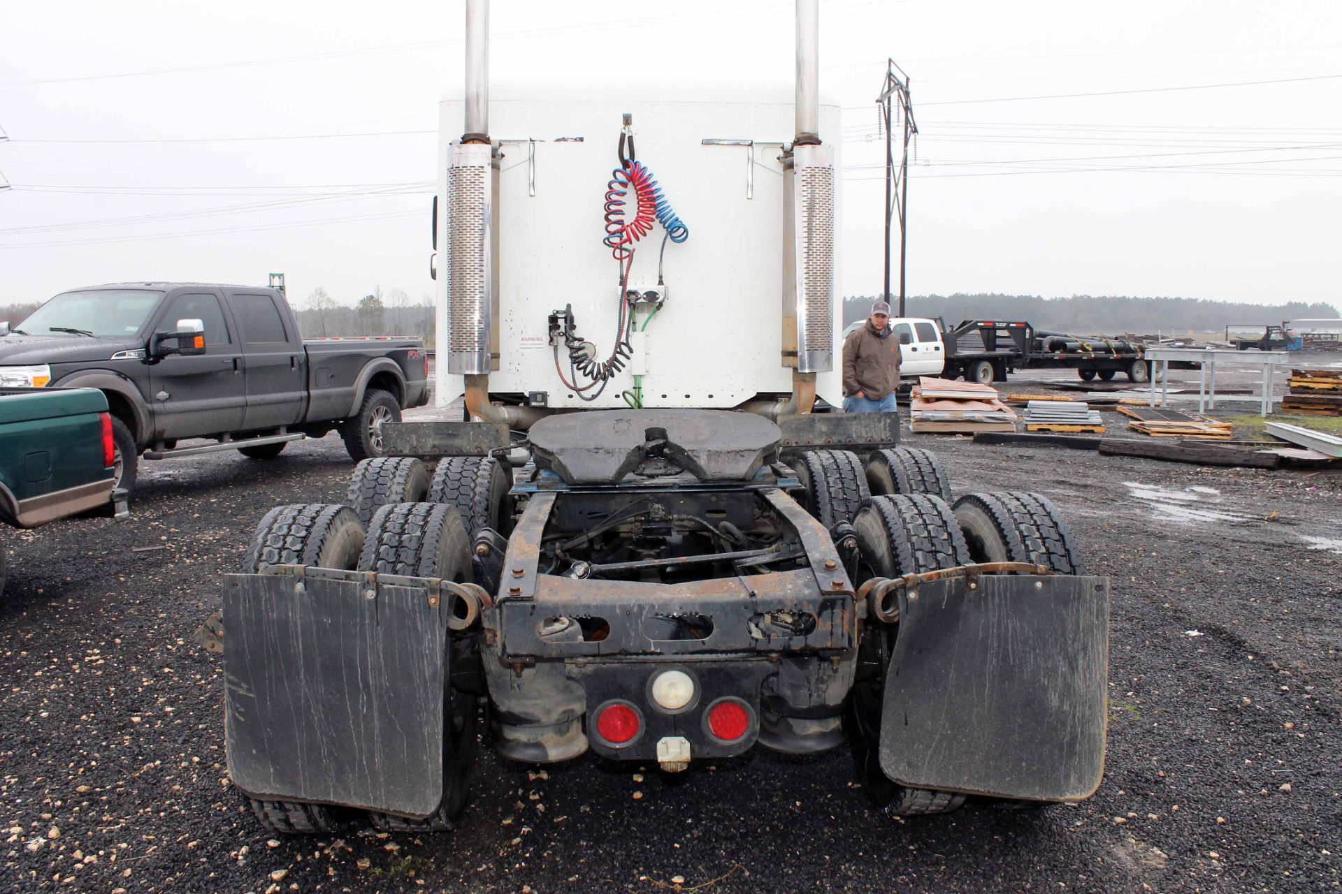 TRUCK TRACTOR, 2004 FREIGHTLINER MDL. COLUMBIA 120, tandem axle, sleeper cab, Eaton Fuller 10 spd. - Image 4 of 7