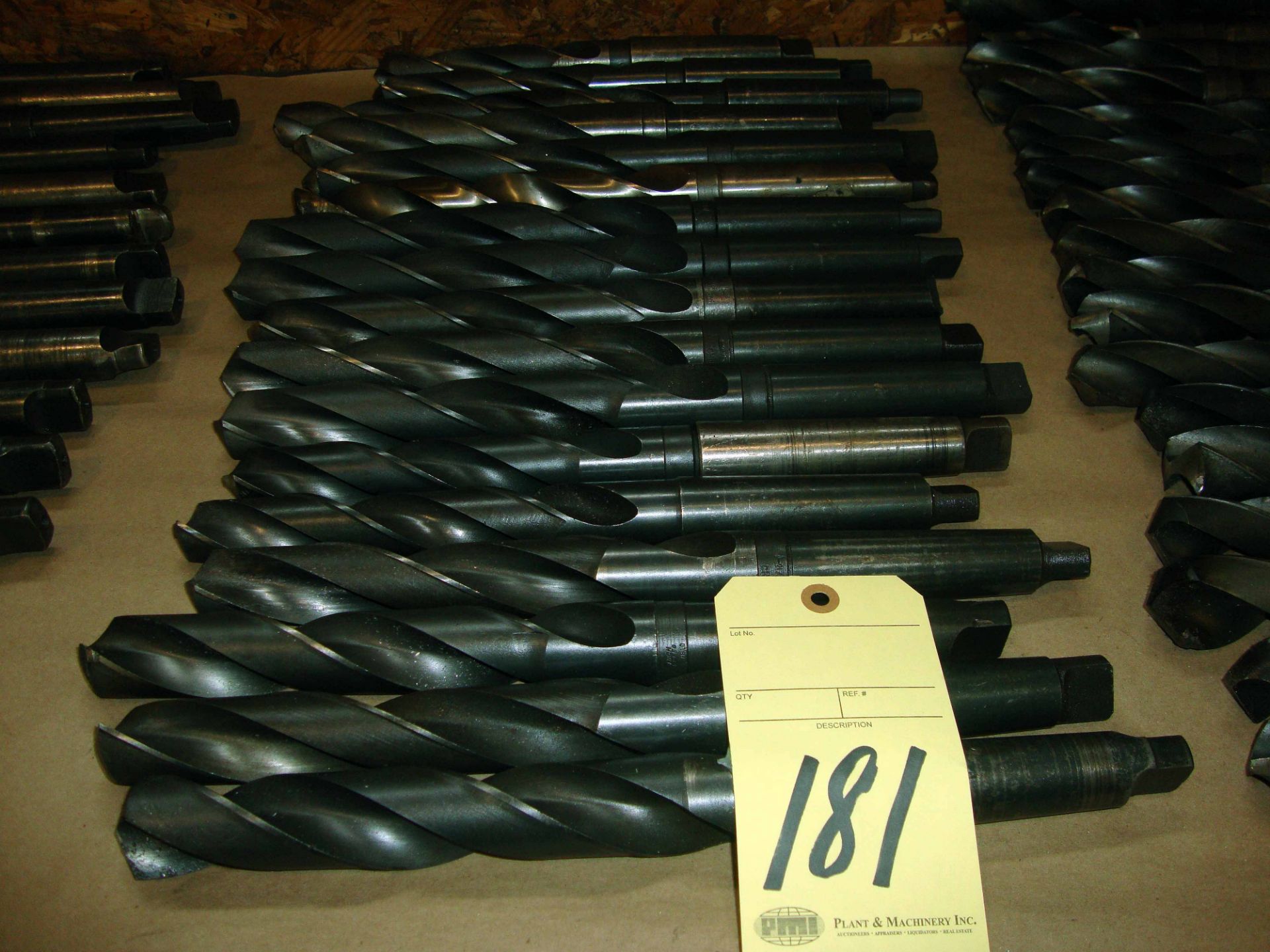 LOT OF HIGH SPEED TAPERED SHANK DRILLS (16)