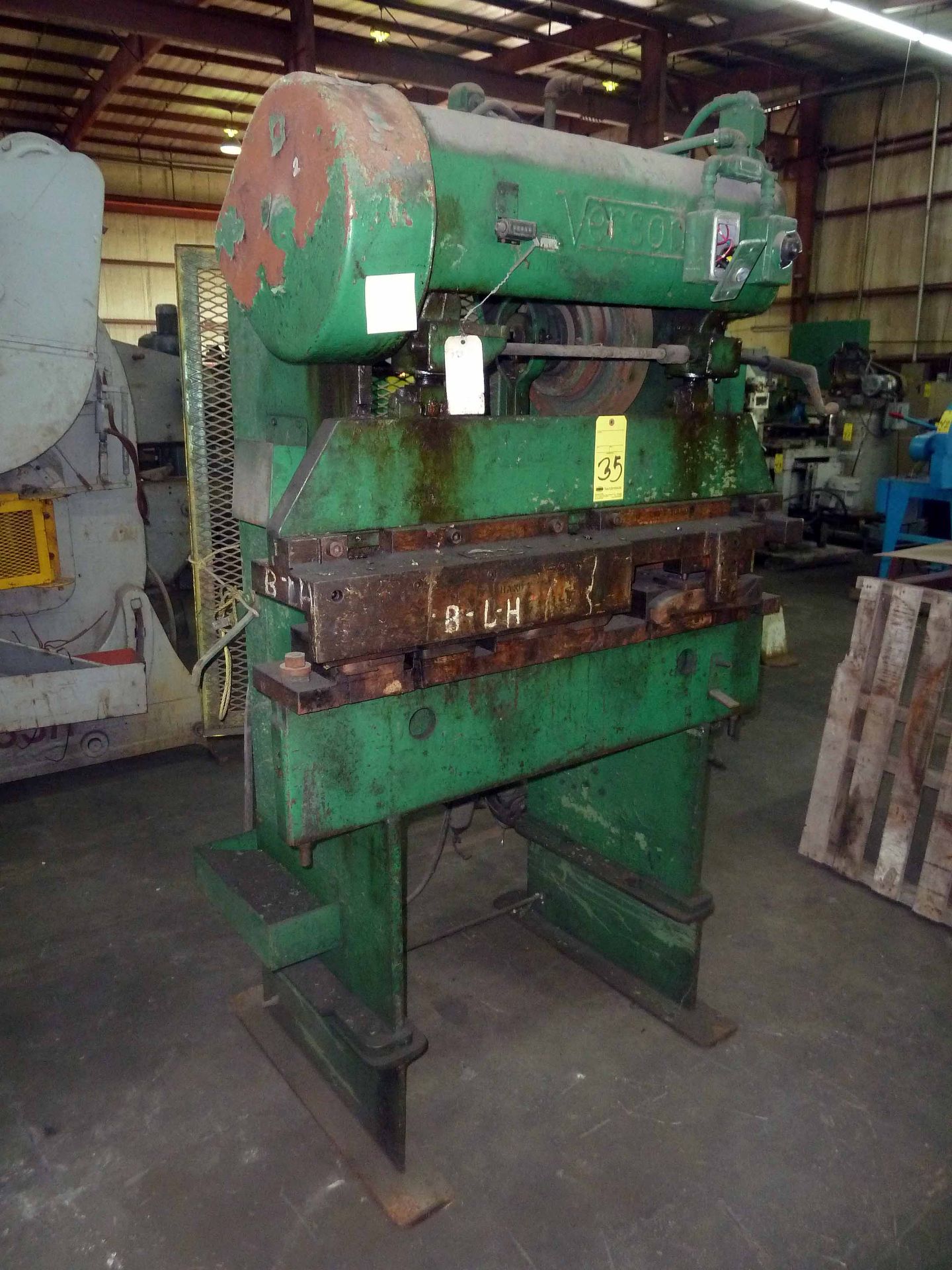 PRESSBRAKE, VERSON, approx. 15 T. cap.