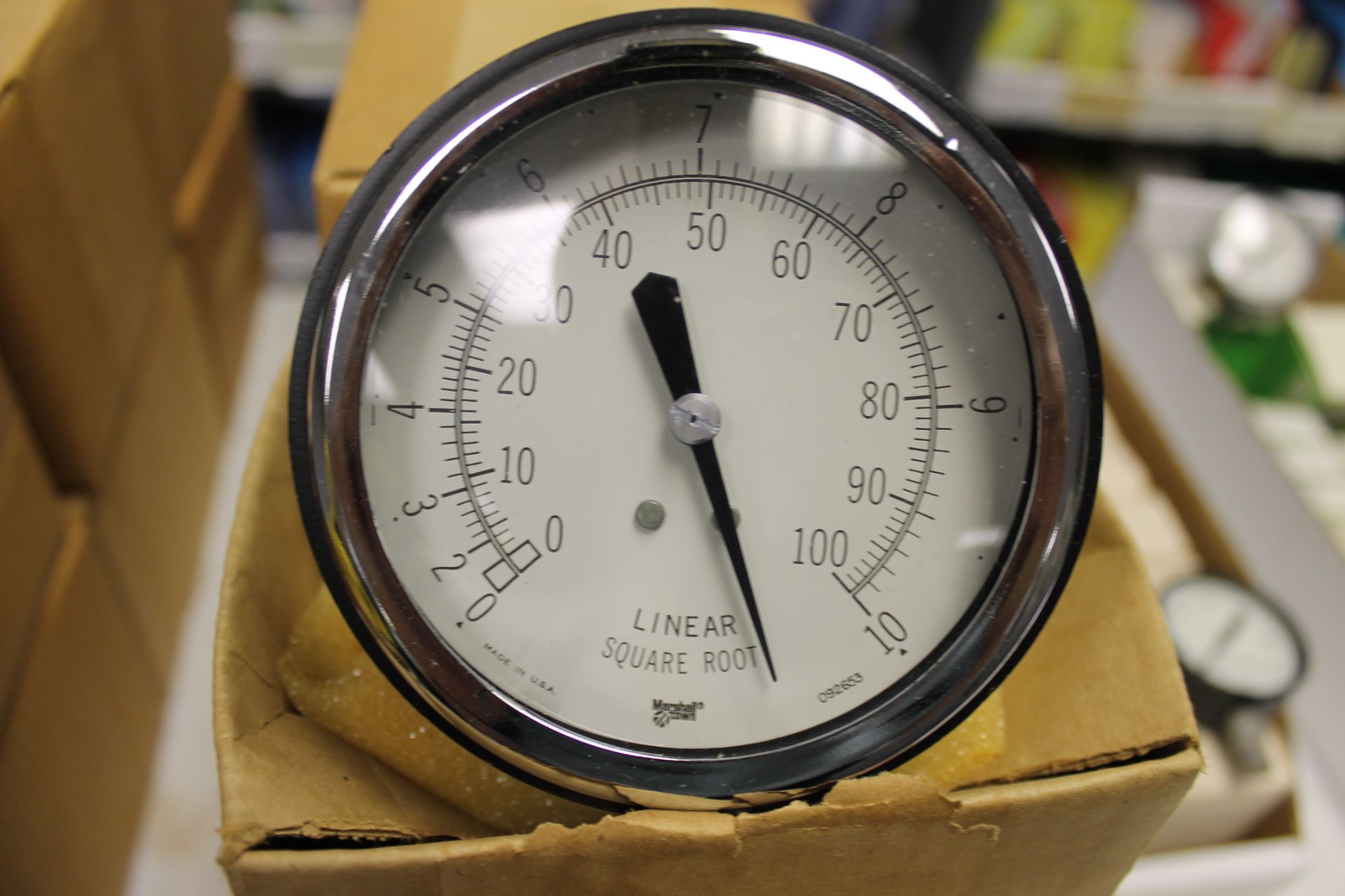 LOT OF UNUSED PRESSURE GAUGES, PRESSURE GAUGES, (Approx. 14)  MARSHALLTOWN, 3.5" 88B, 3/15 PSI, 1/4"