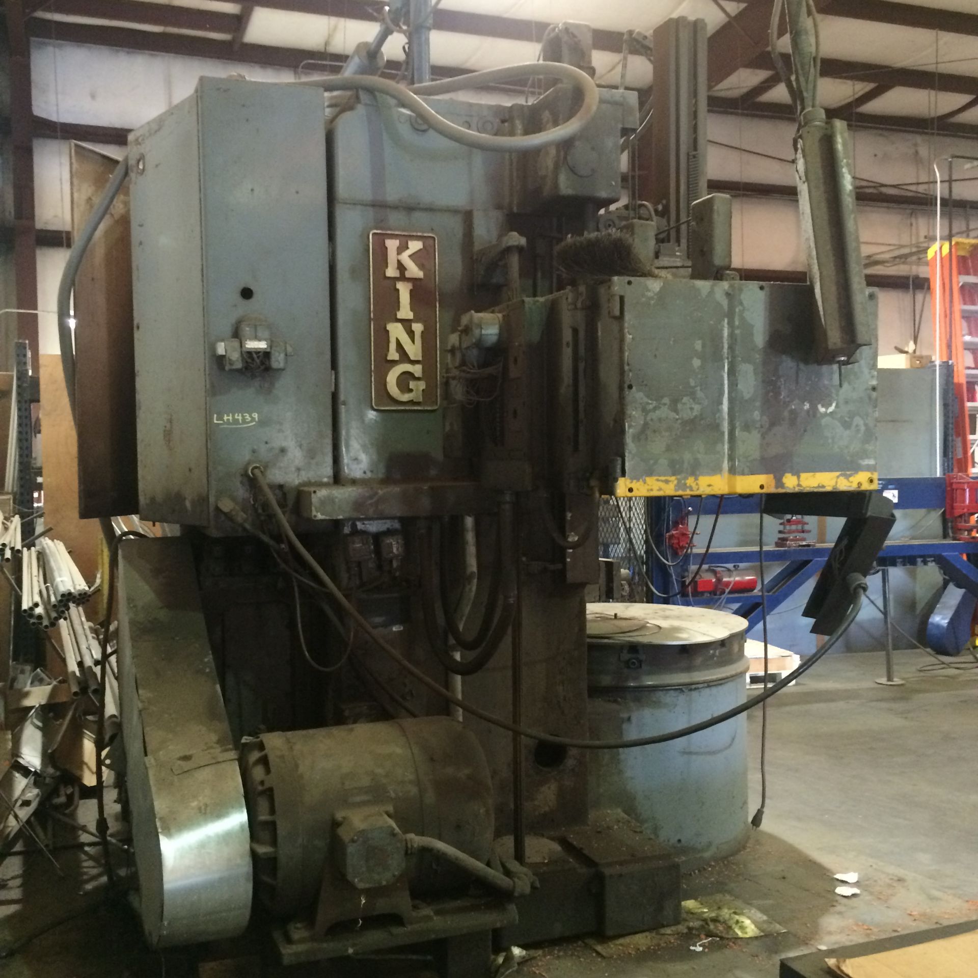 VERTICAL TURRET MILL, KING 54”, S/N 20073 (requires repair) (Location I -  Deer Park, TX) - Image 6 of 6