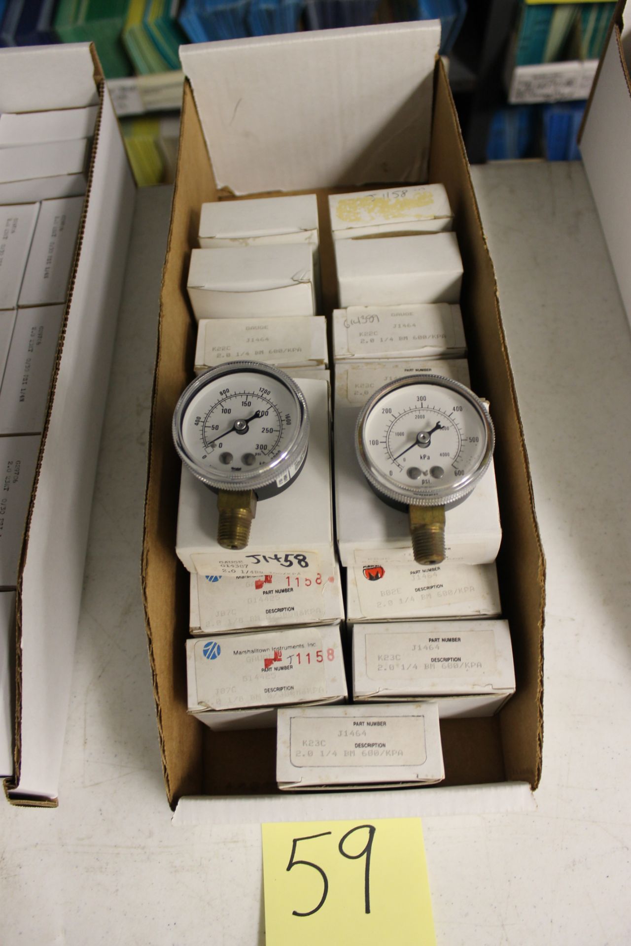 LOT OF UNUSED PRESSURE GAUGES, (Approx. 19) MARSHALLTOWN, 2.0", 300, 400, 600 KPA, 1/4" bottom