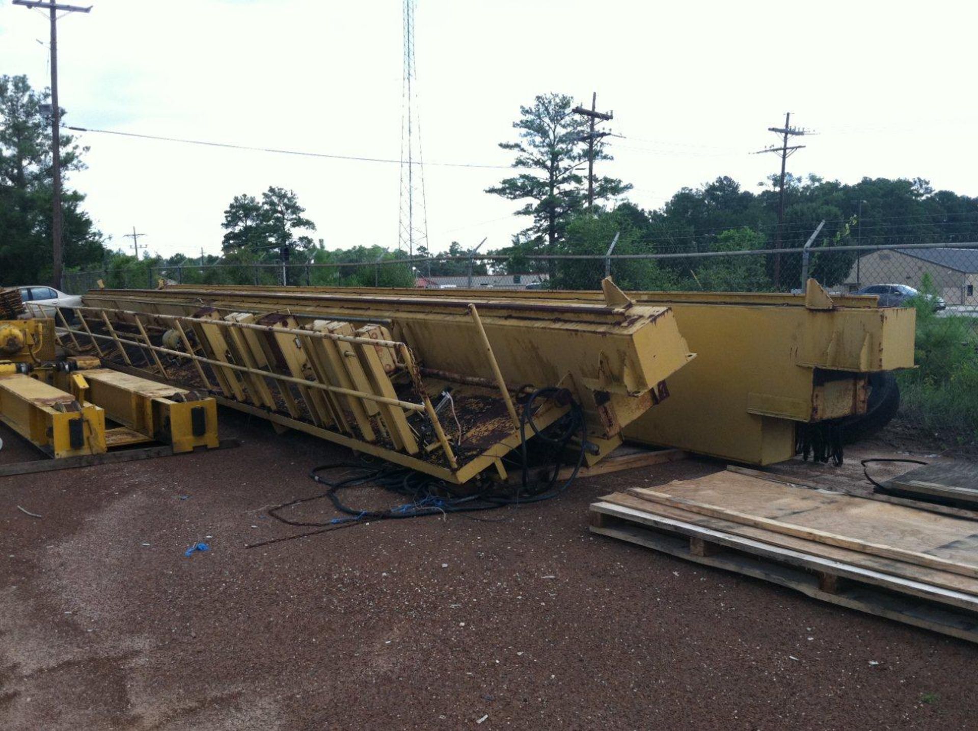 OVERHEAD BRIDGE CRANE, LANDEL 30 T. X 57' SPAN DOUBLE GIRDER, new 1975, center drive, 30 T. cap. - Image 4 of 5