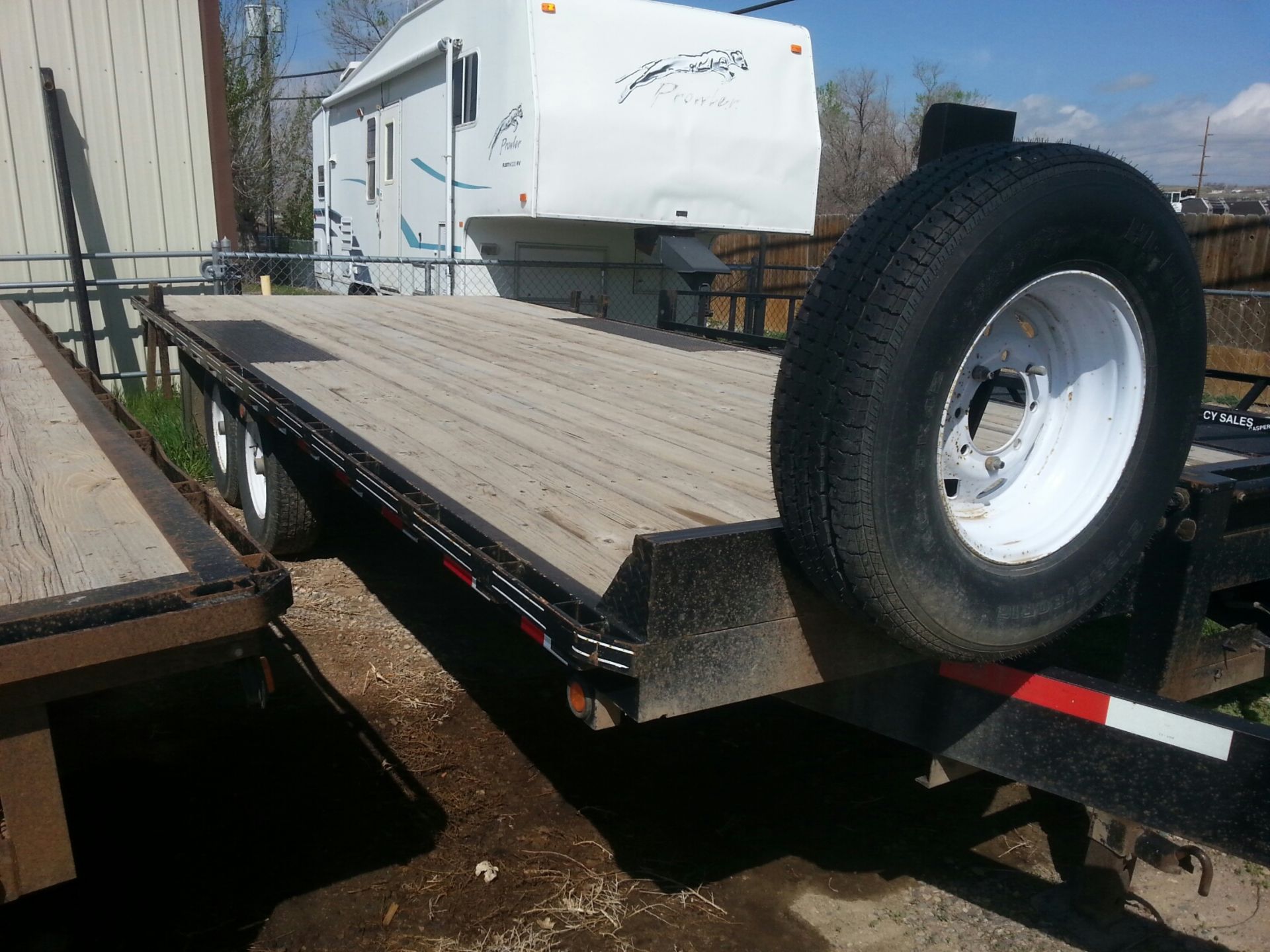 DECK OVER FLATBED TRAILER, UTILITY TRAILER COMM, new 2008,  VIN 5F7UF20218U013264 LOCATED IN CASPER, - Image 2 of 3