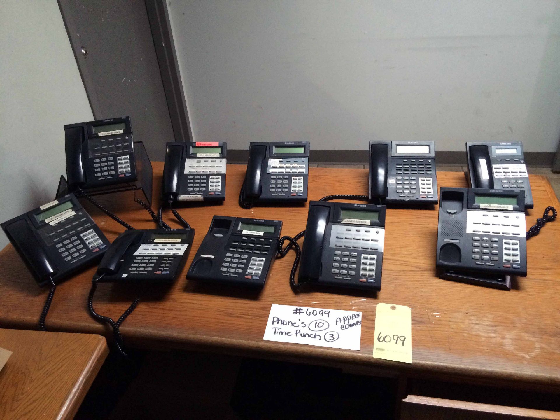 LOT CONSISTING OF TELEPHONES (10) & TIME PUNCHES (3) (approx. counts) LOCATED IN LONGVIEW, TX