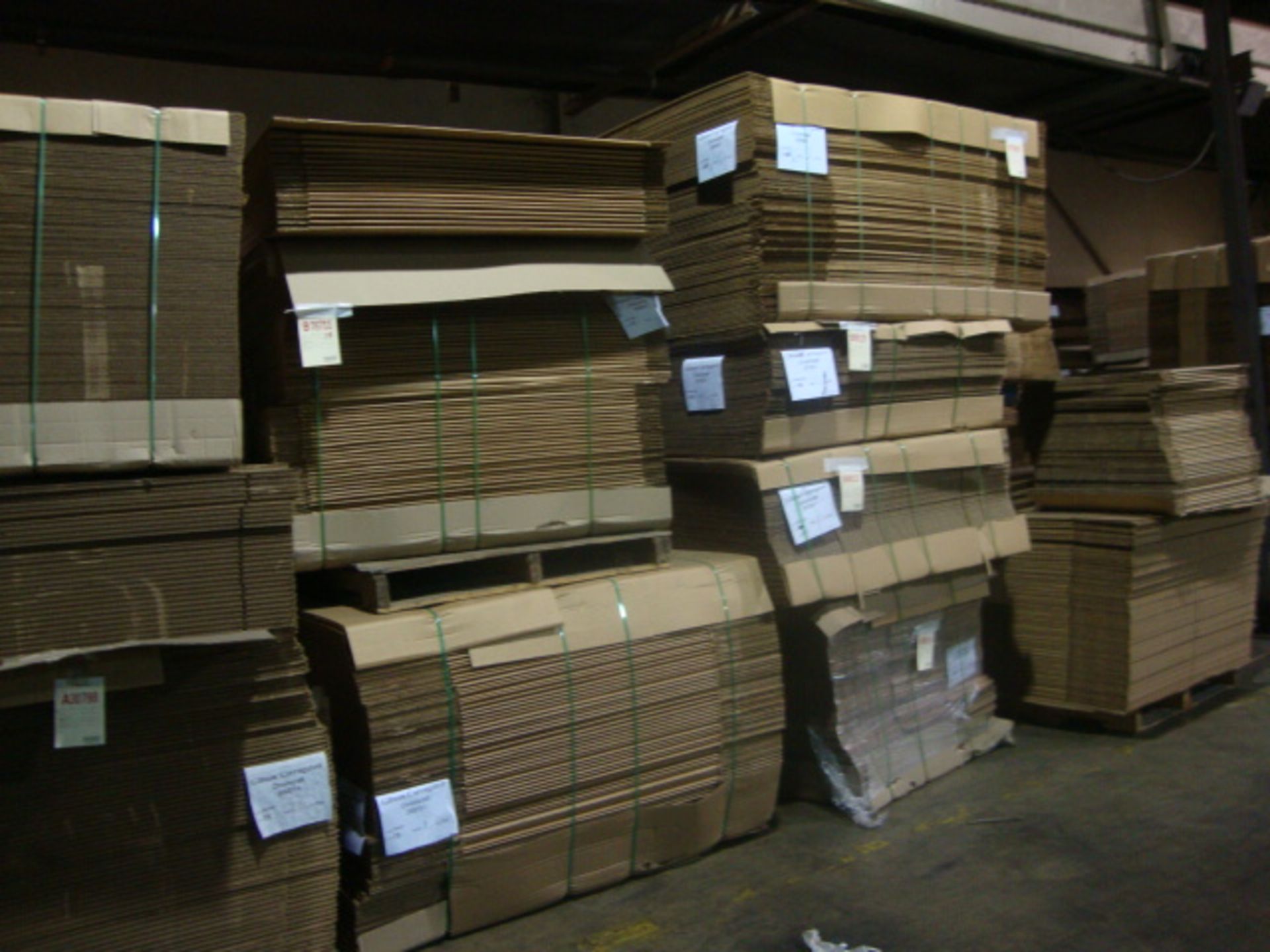 LOT OF CORRUGATED BOXES, assorted  (located along wall) - Image 2 of 2