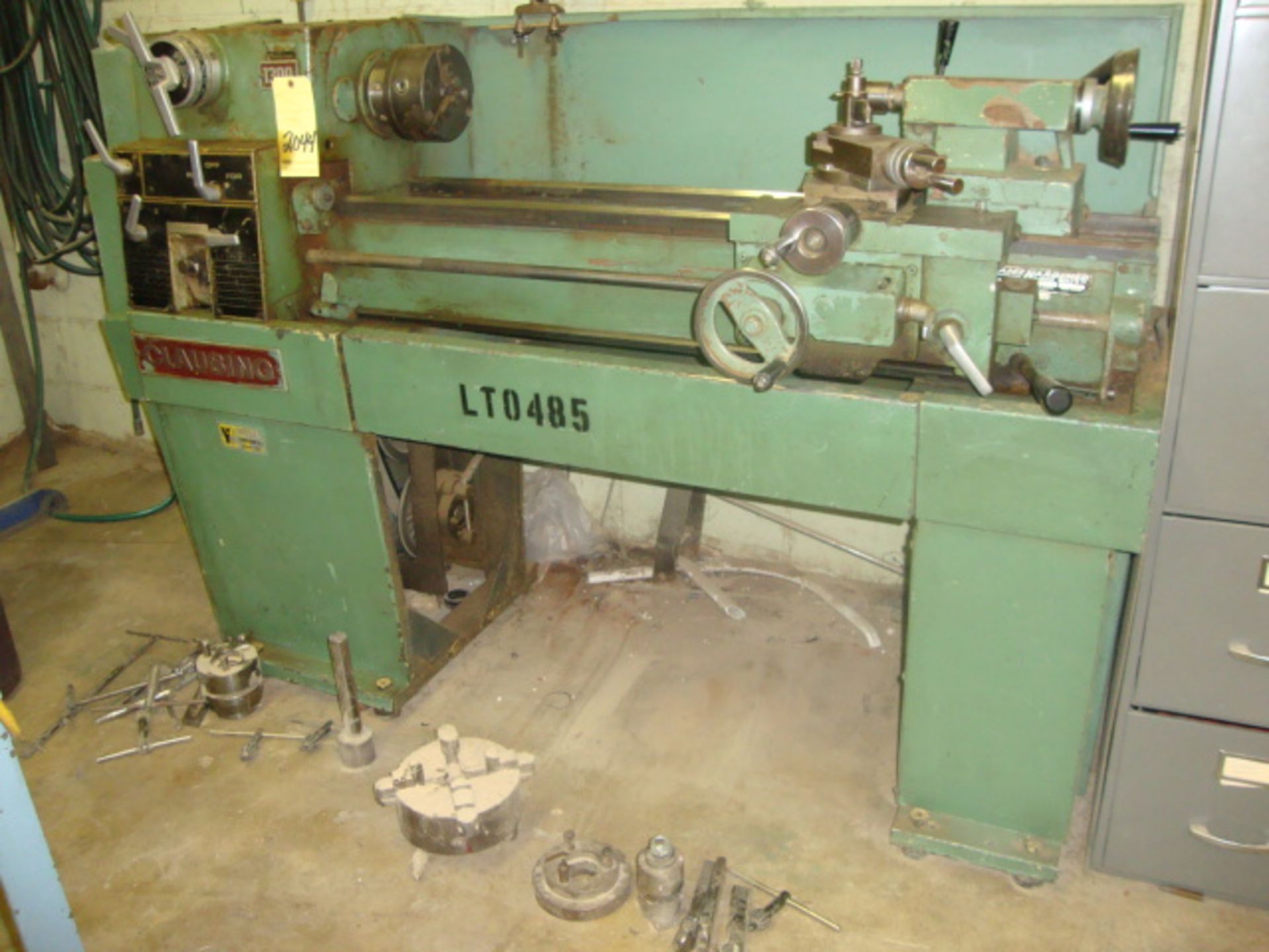 ENGINE LATHE, CLAUSING 13 X 40, variable spd., w/accessories