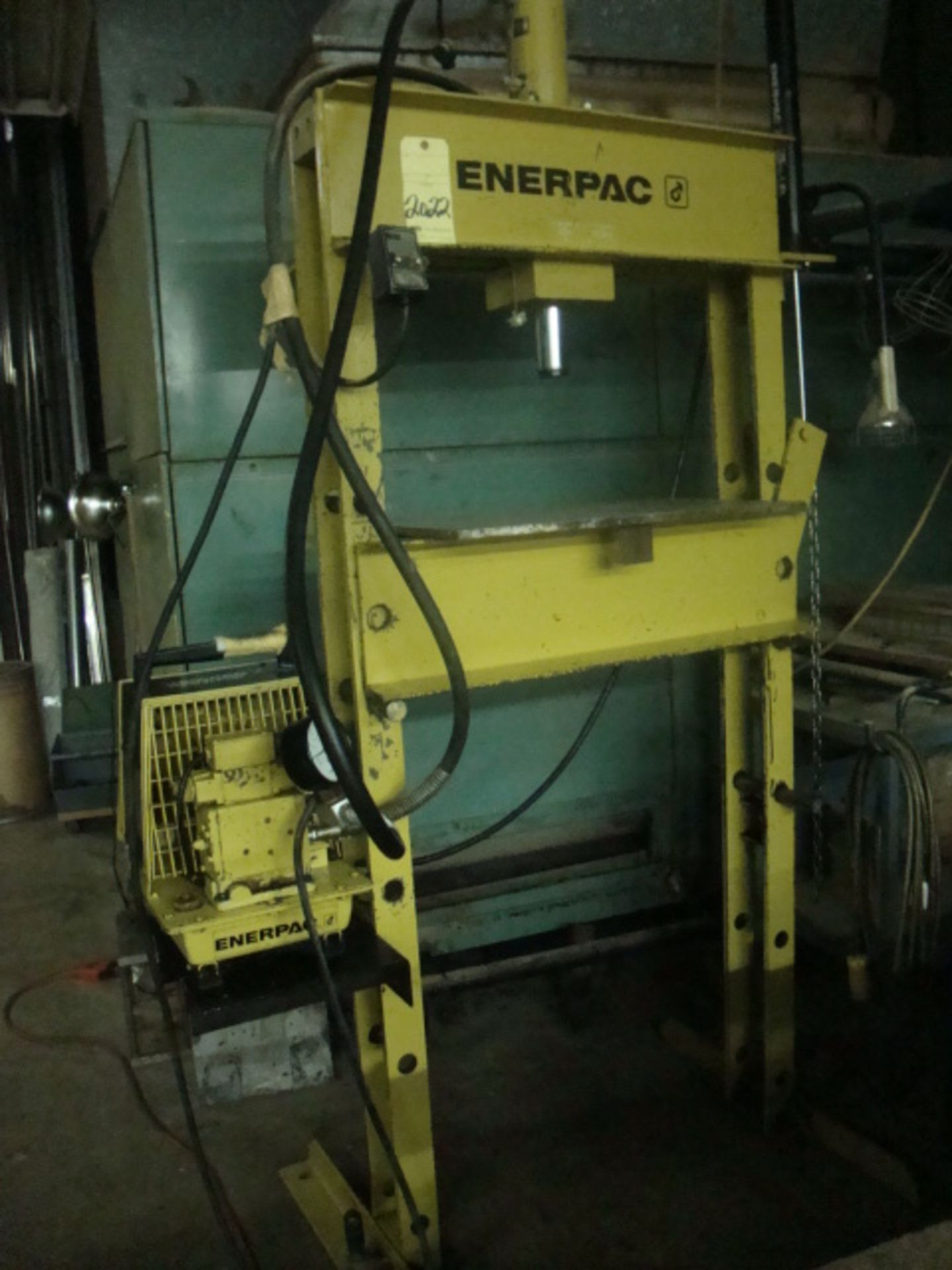 H-FRAME SHOP PRESS, ENERPAC 25 T. CAP., elec. driven hyd. unit