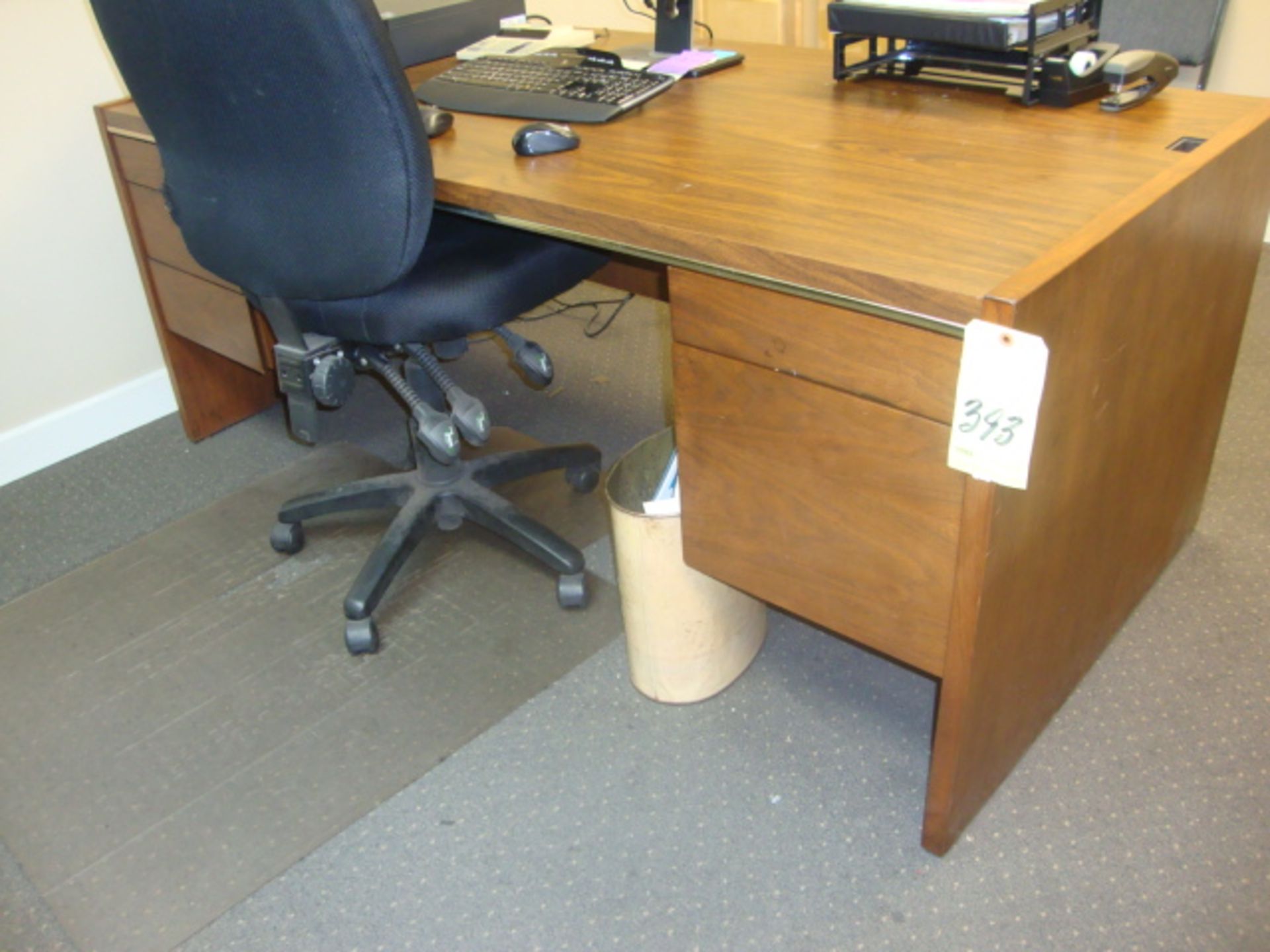 LOT CONSISTING OF 36" X 72" DOUBLE PEDESTAL WOOD DESK & CHAIR