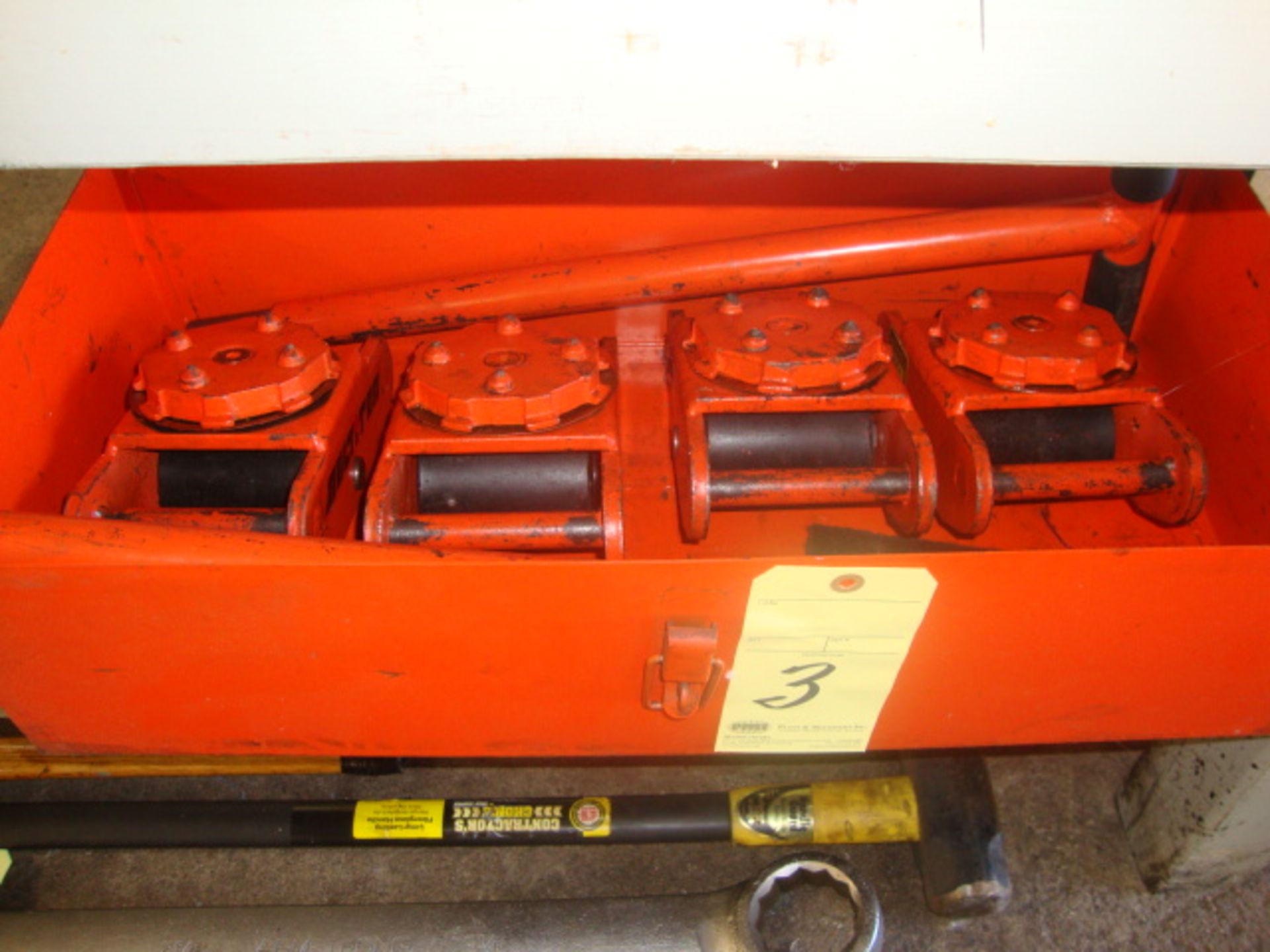 LOT OF MACHINE MOVING DOLLIES