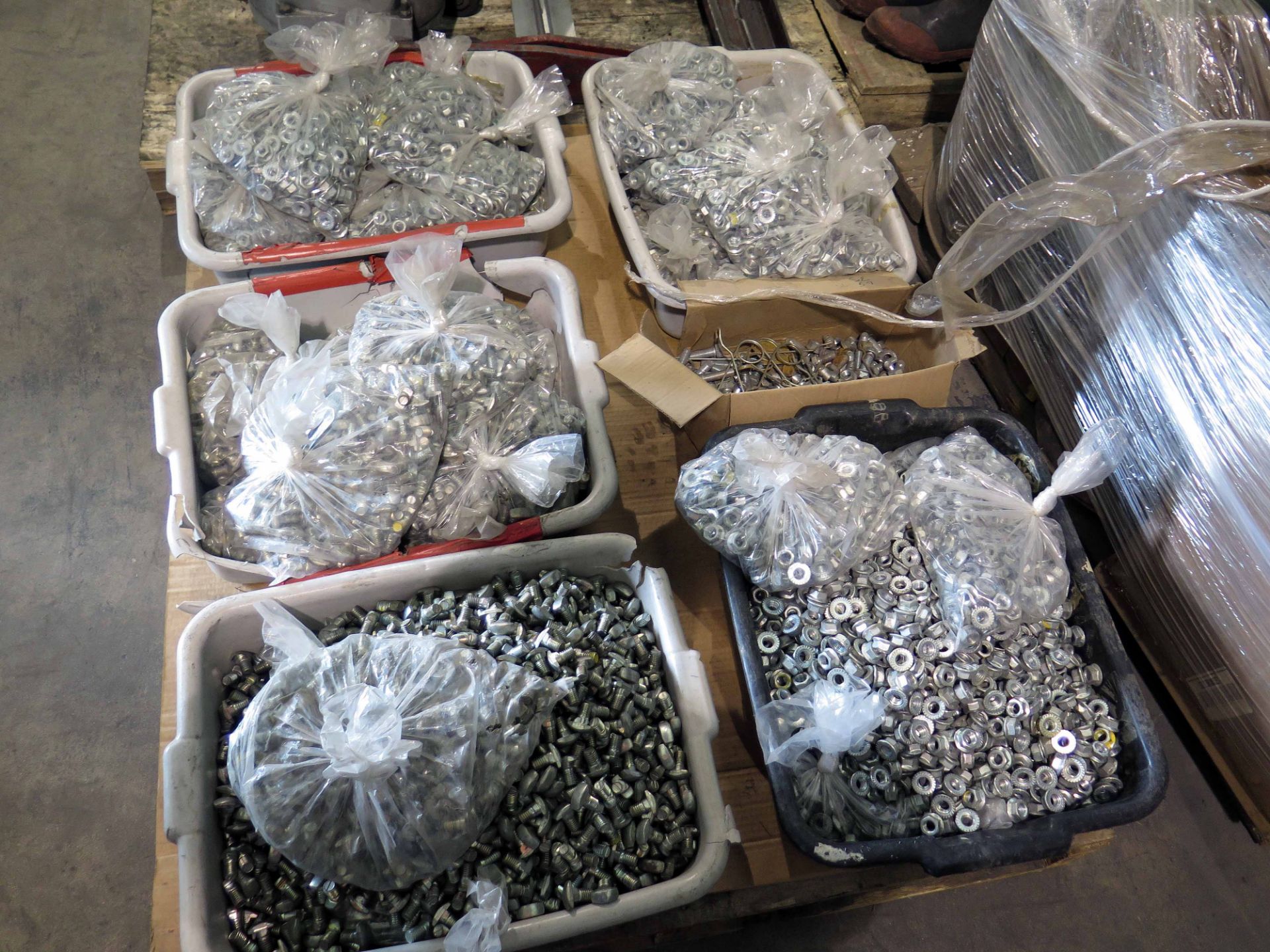 LOT OF NUTS & BOLTS