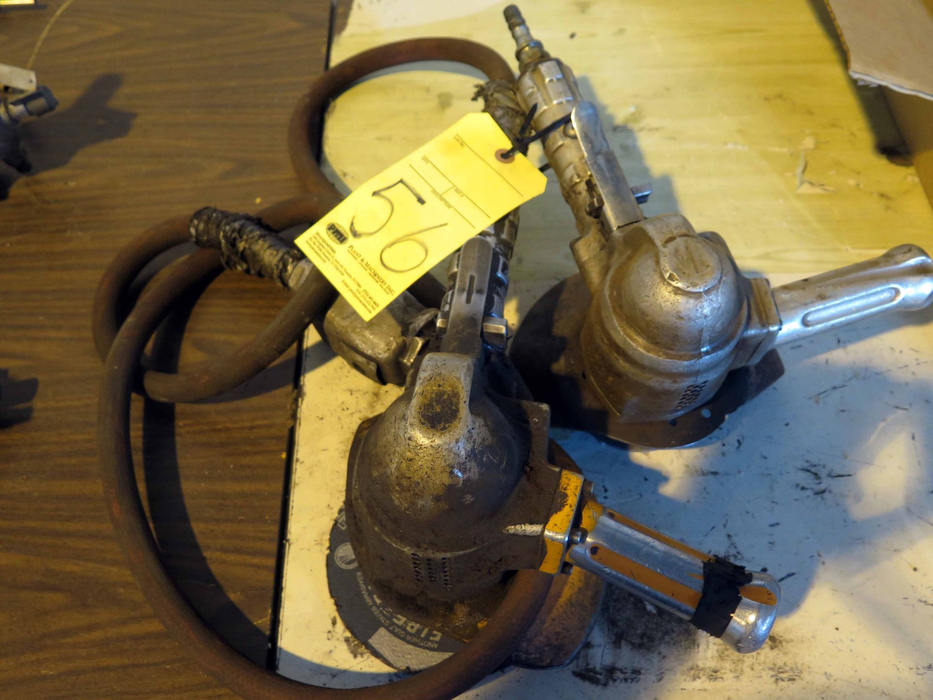 LOT OF PNEUMATIC GRINDERS (2)