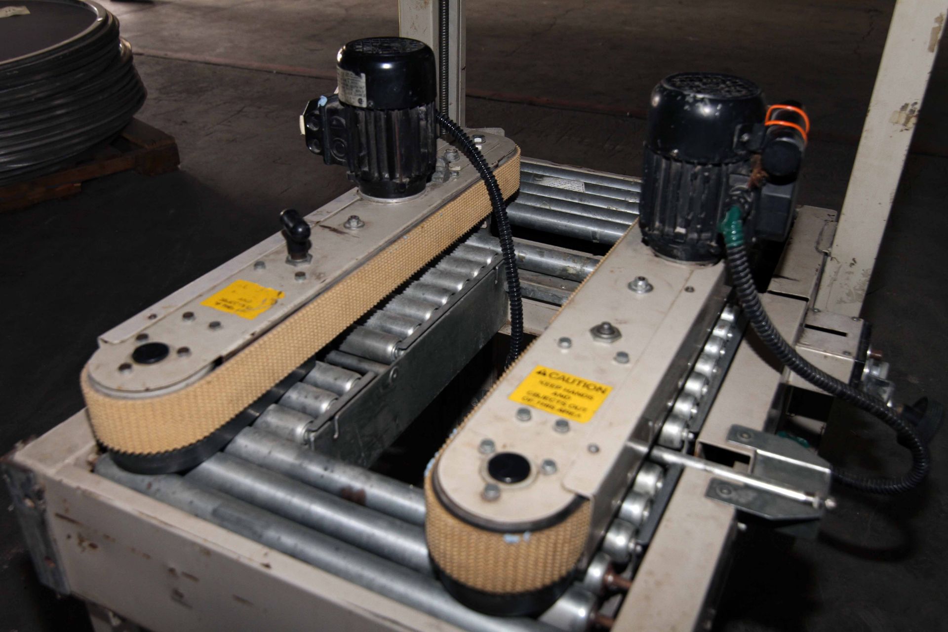 CASE SEALER BASE, 3M, bottom only, dual side grippers - Image 2 of 2