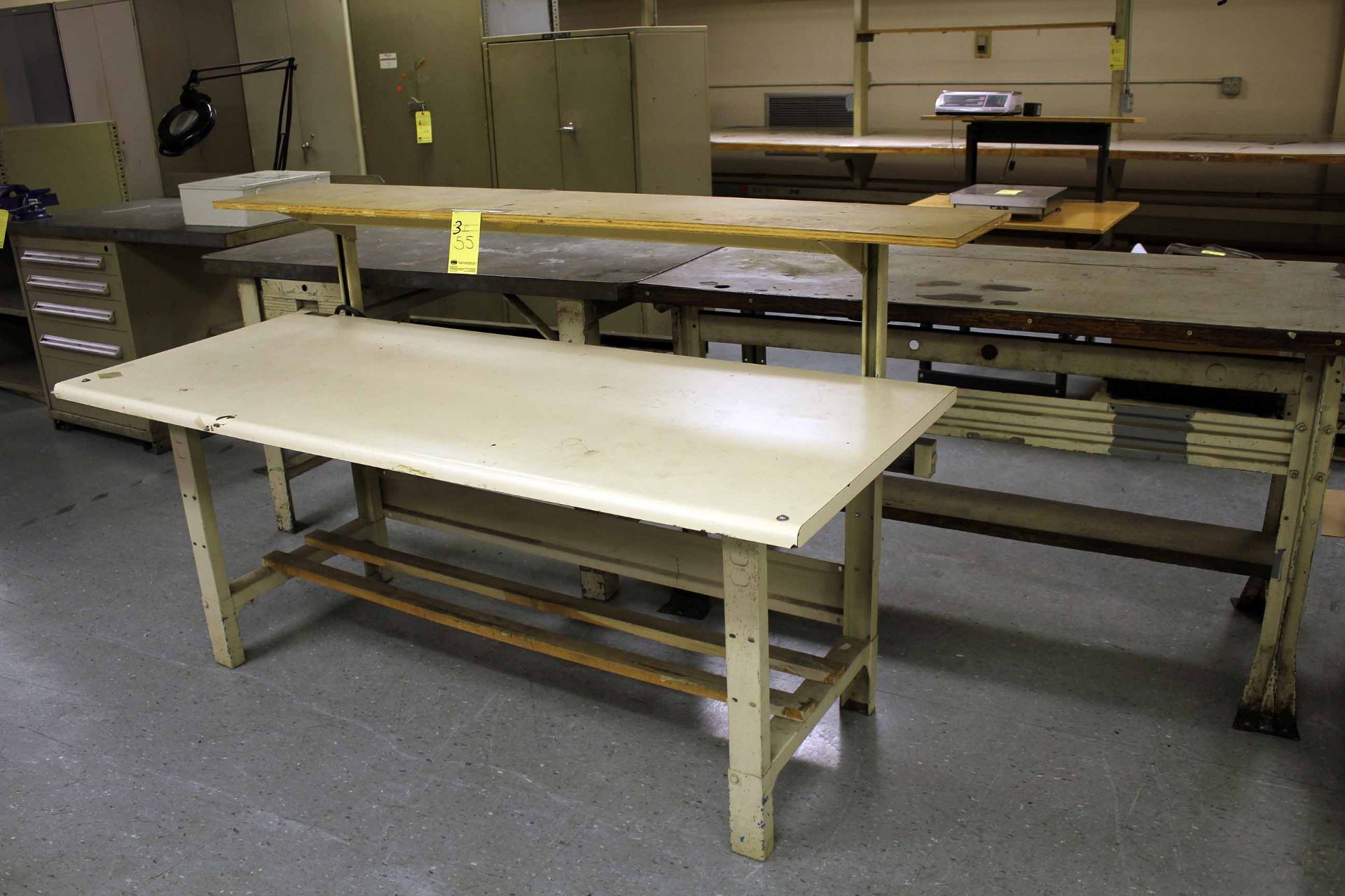 METAL WORKBENCHES