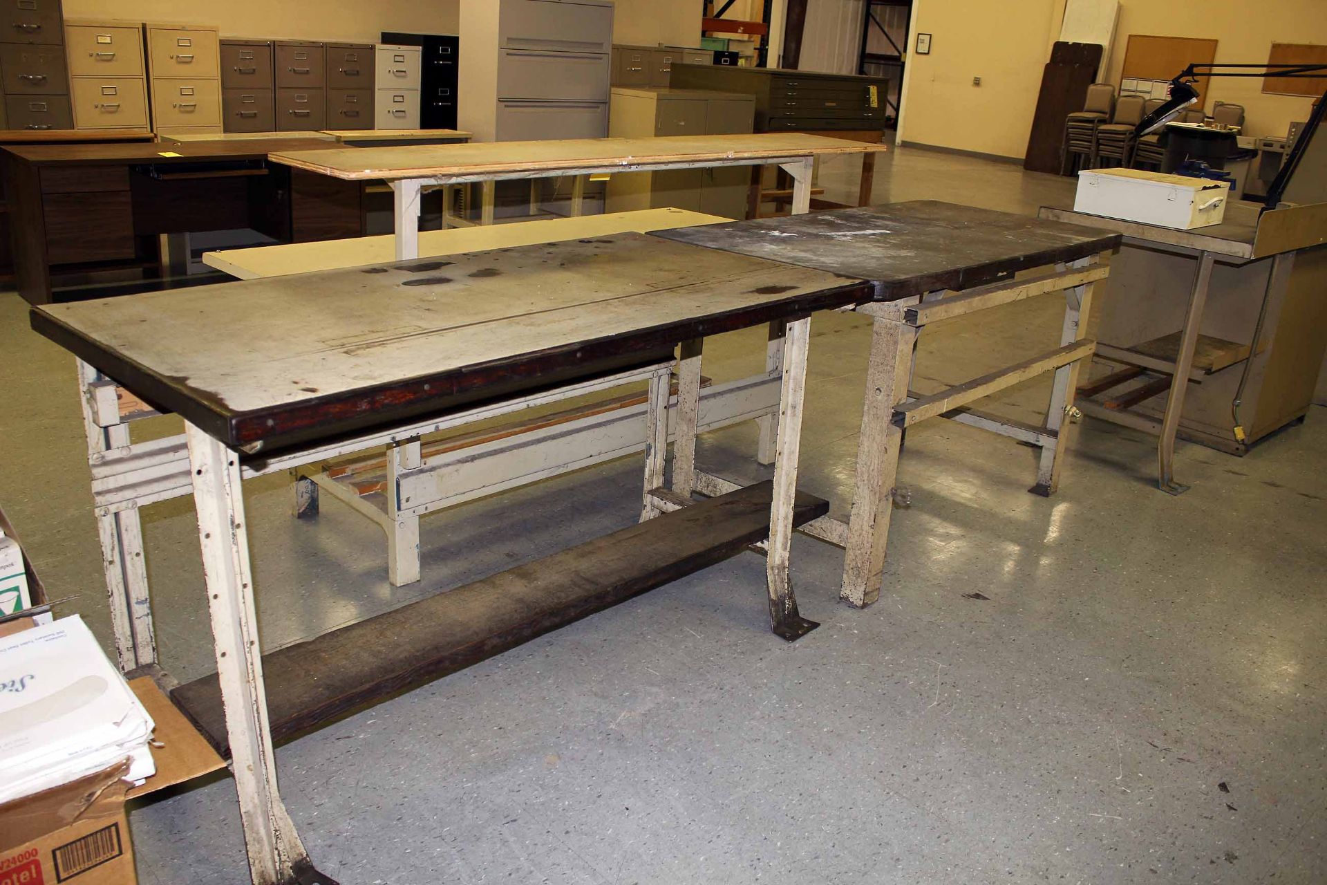 METAL WORKBENCHES - Image 2 of 2