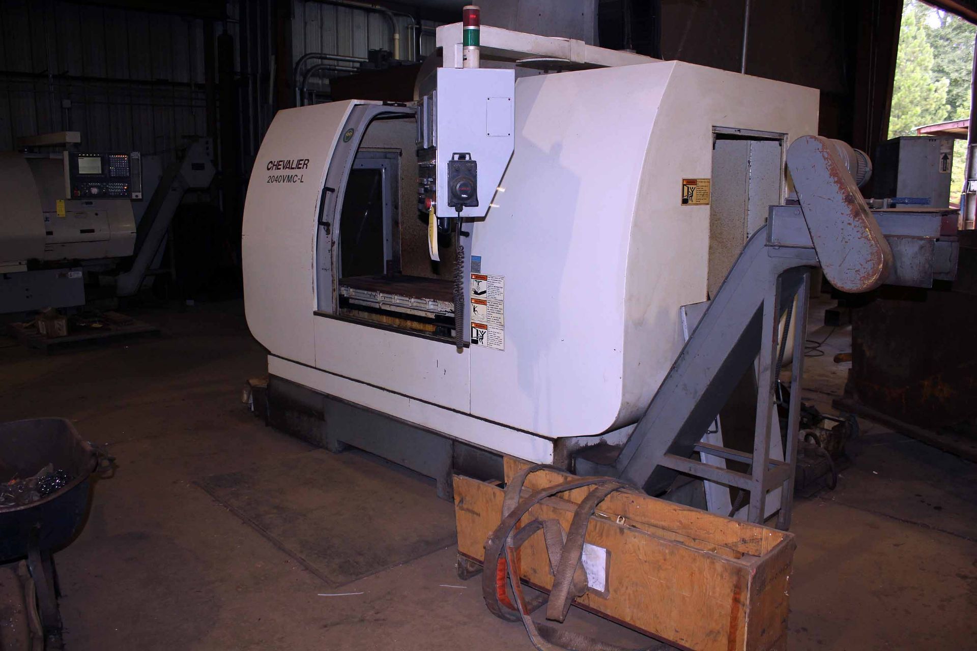 CNC VERTICAL MACHINING CENTER, CHEVALIER MDL. 2040VMC-L, Fanuc Series 0i-MB CNC control, 20" X 47- - Image 5 of 5