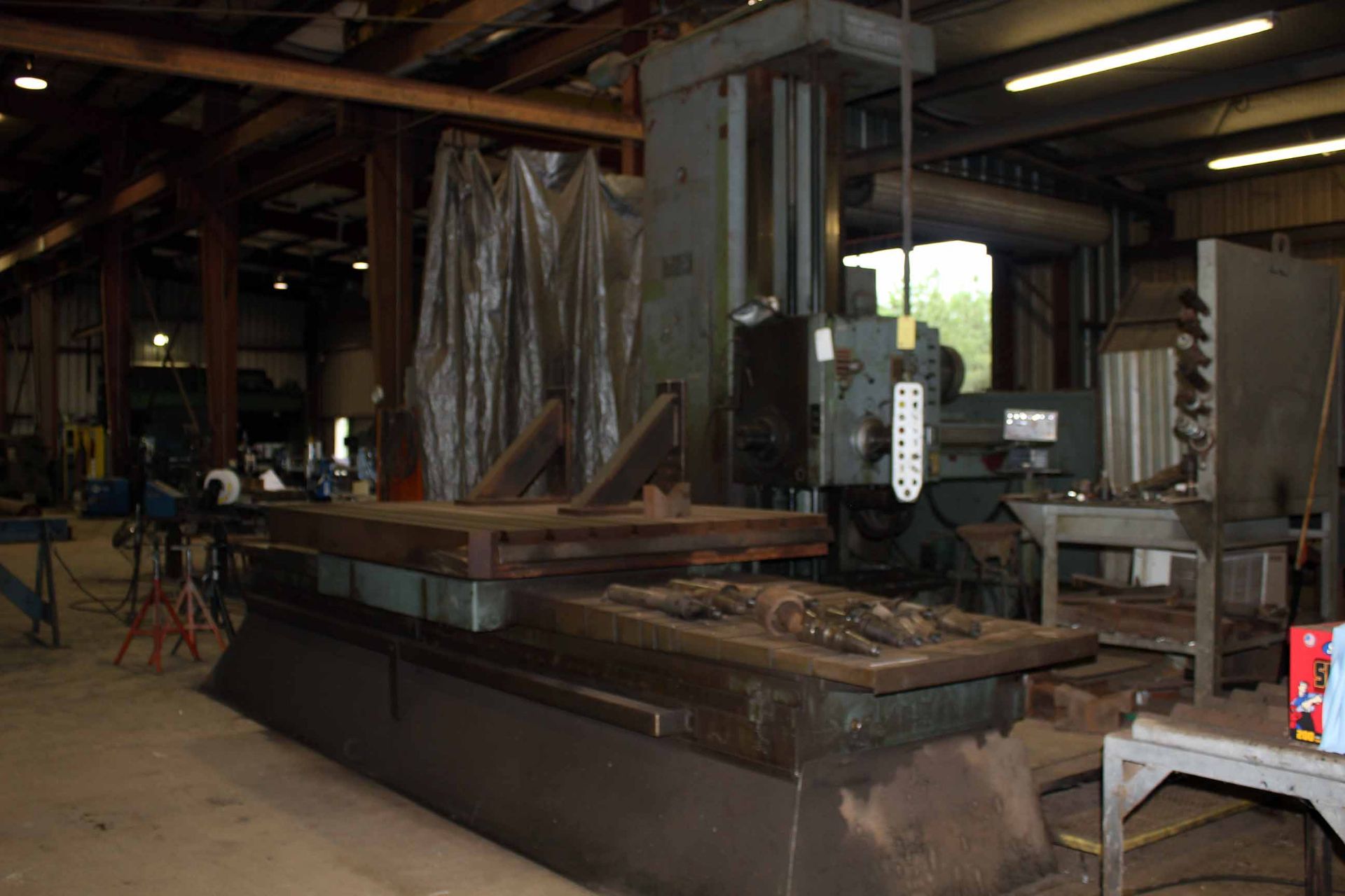 TABLE TYPE HORIZONTAL BORING MILL, WOTAN MDL. B130R,  5-1/8" spdl. dia. #50 NST spdl. Taper, 35" - Image 5 of 9