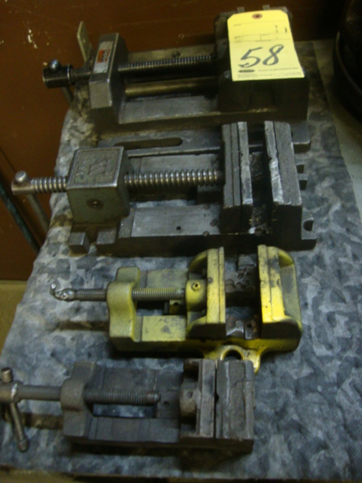 LOT OF MACHINE VISES (4), assorted