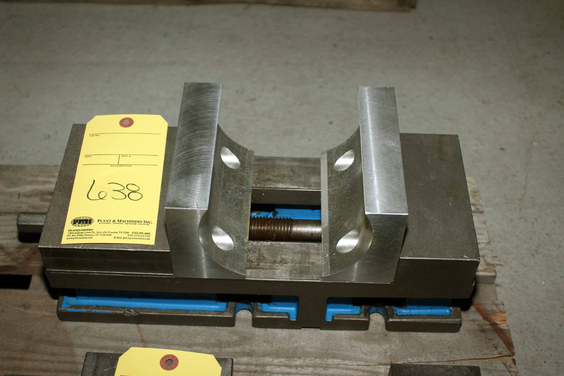 MACHINE VISE, KURT 6"