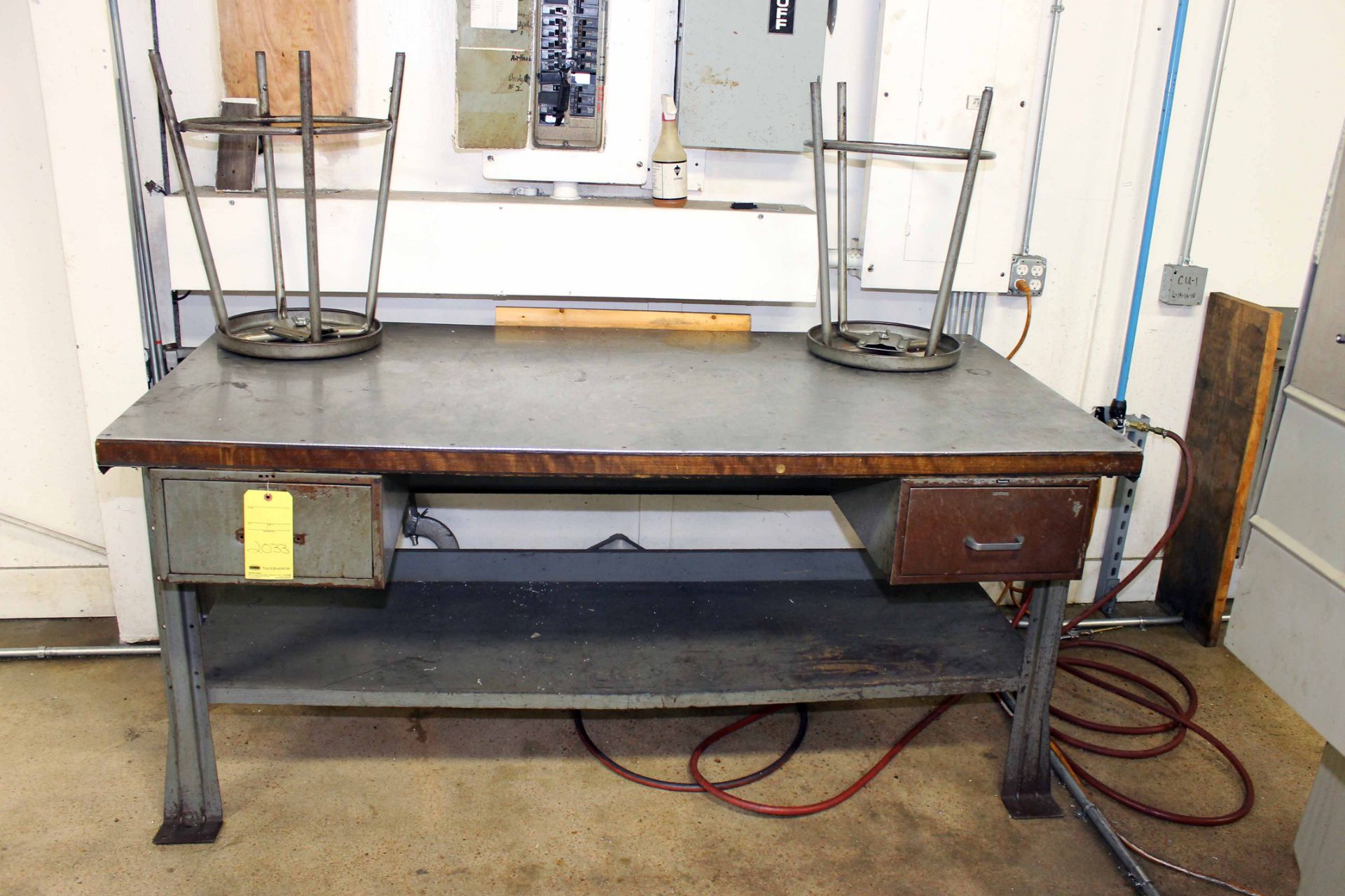 STEEL TOP WORKBENCH