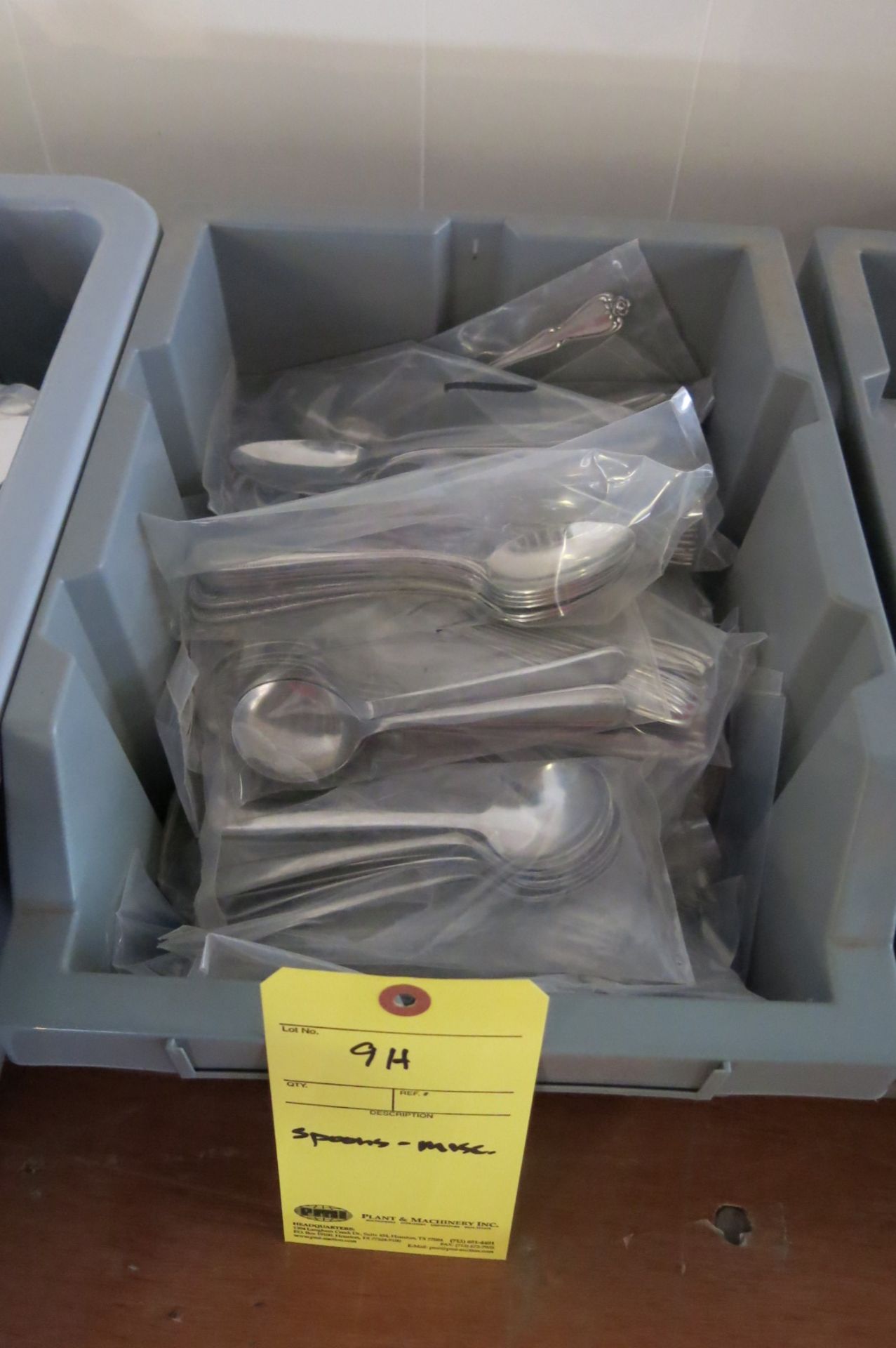 LOT OF SPOONS, misc.