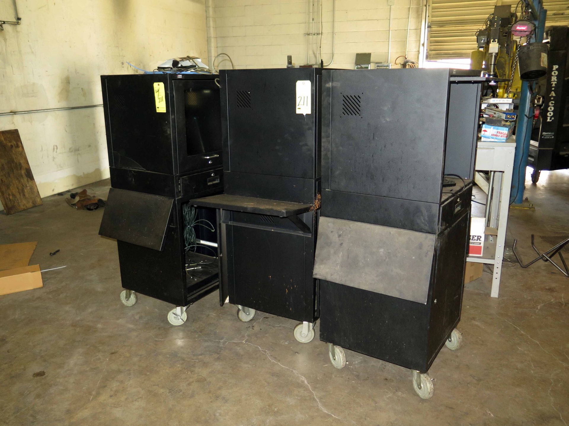 LOT OF FOREMAN'S COMPUTER STATIONS (3)