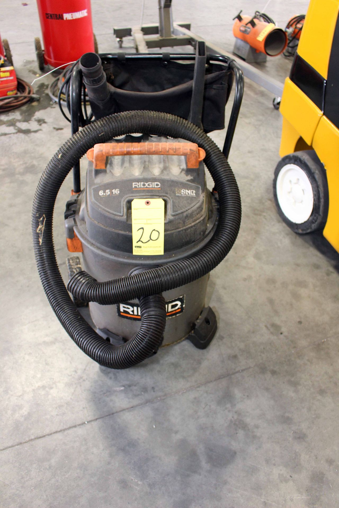 SHOP VAC, RIDGID, 6.5 HP, 16 gal. cap.