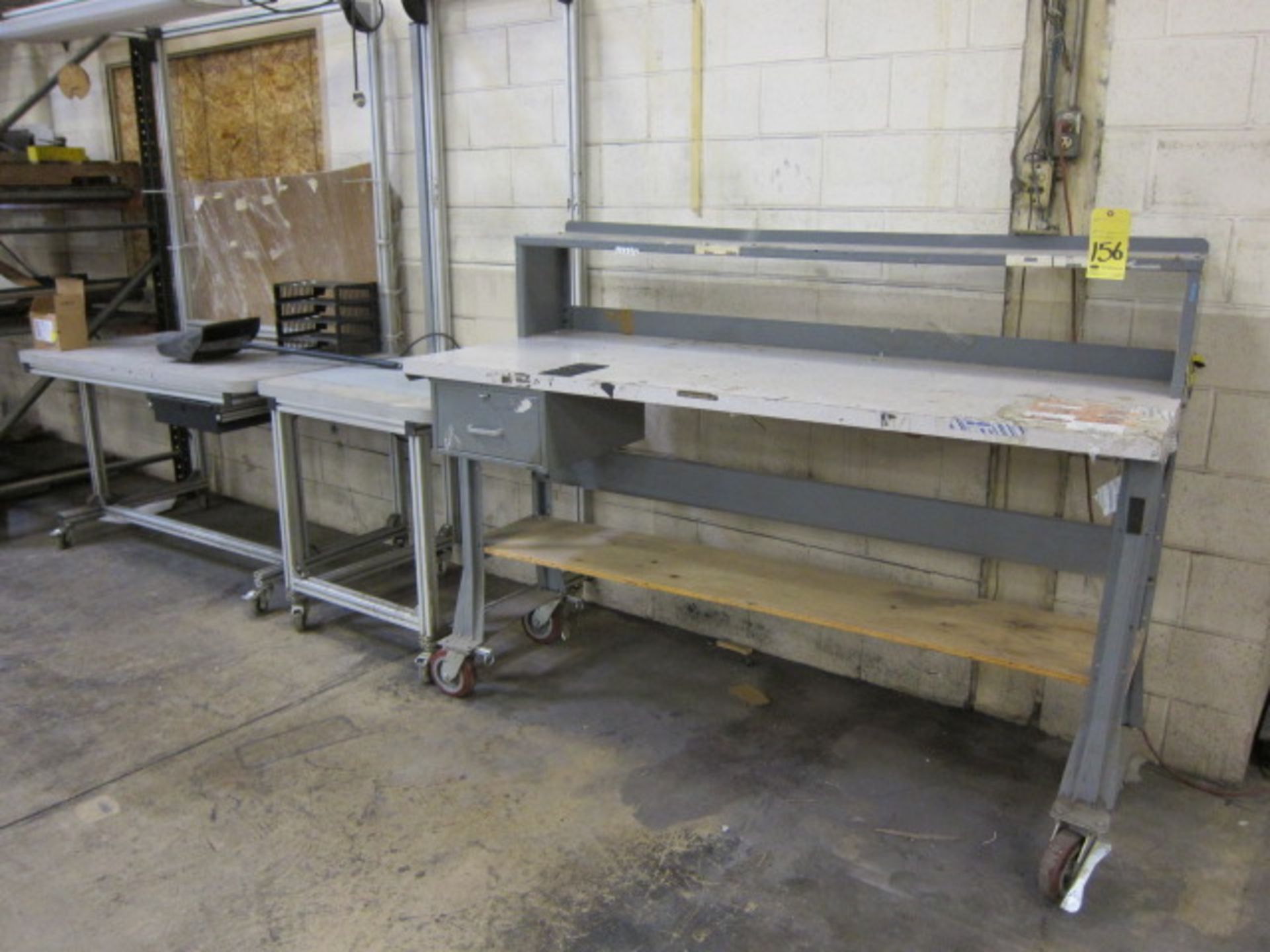 LOT OF WORKTABLES (3)