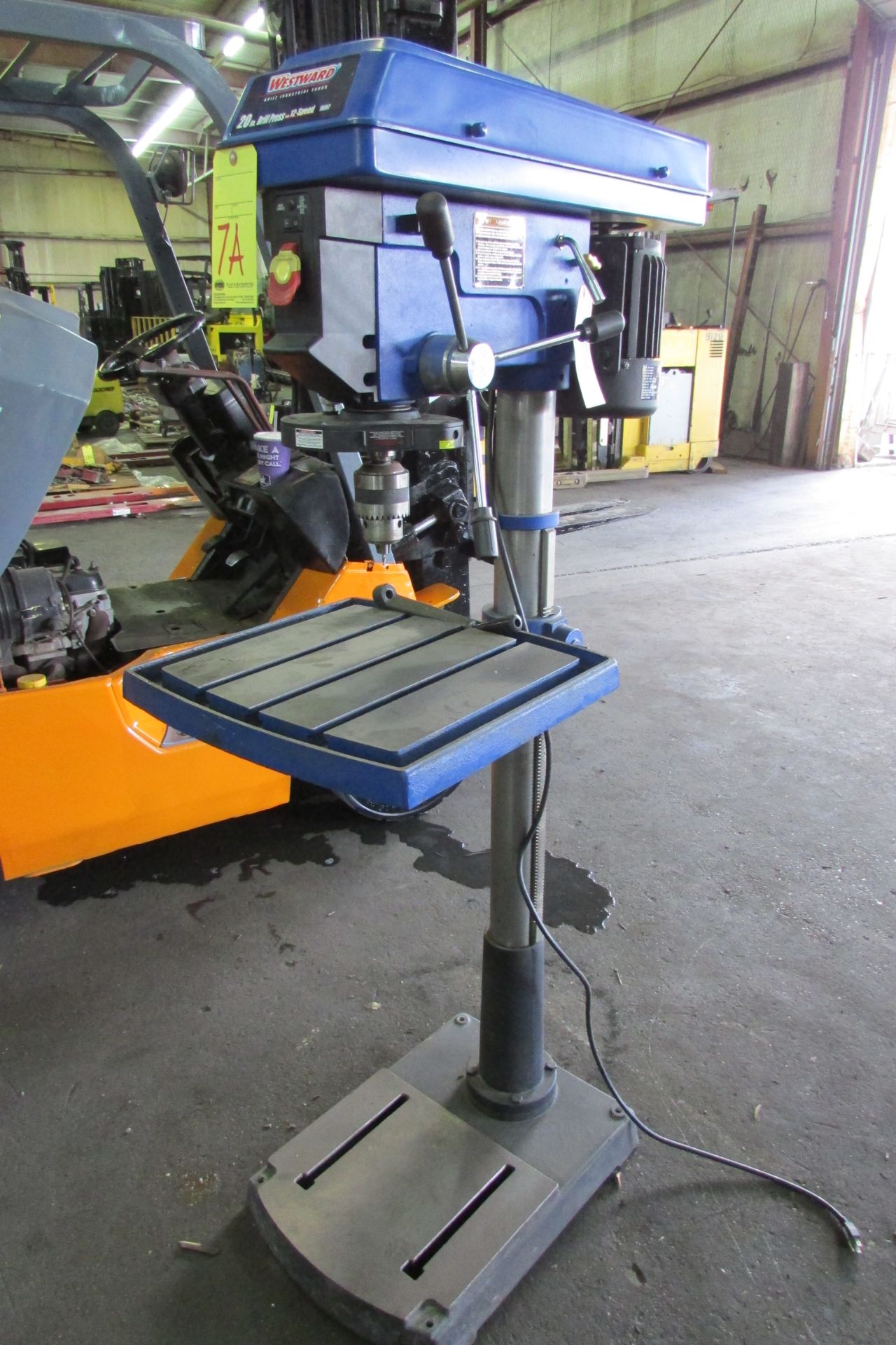 DRILL PRESS, WESTWARD 20", 18" x 19" table, sgl. spdl., 4-1/2" spdl. Travel, 1 HP, (12) spdl. - Image 2 of 2