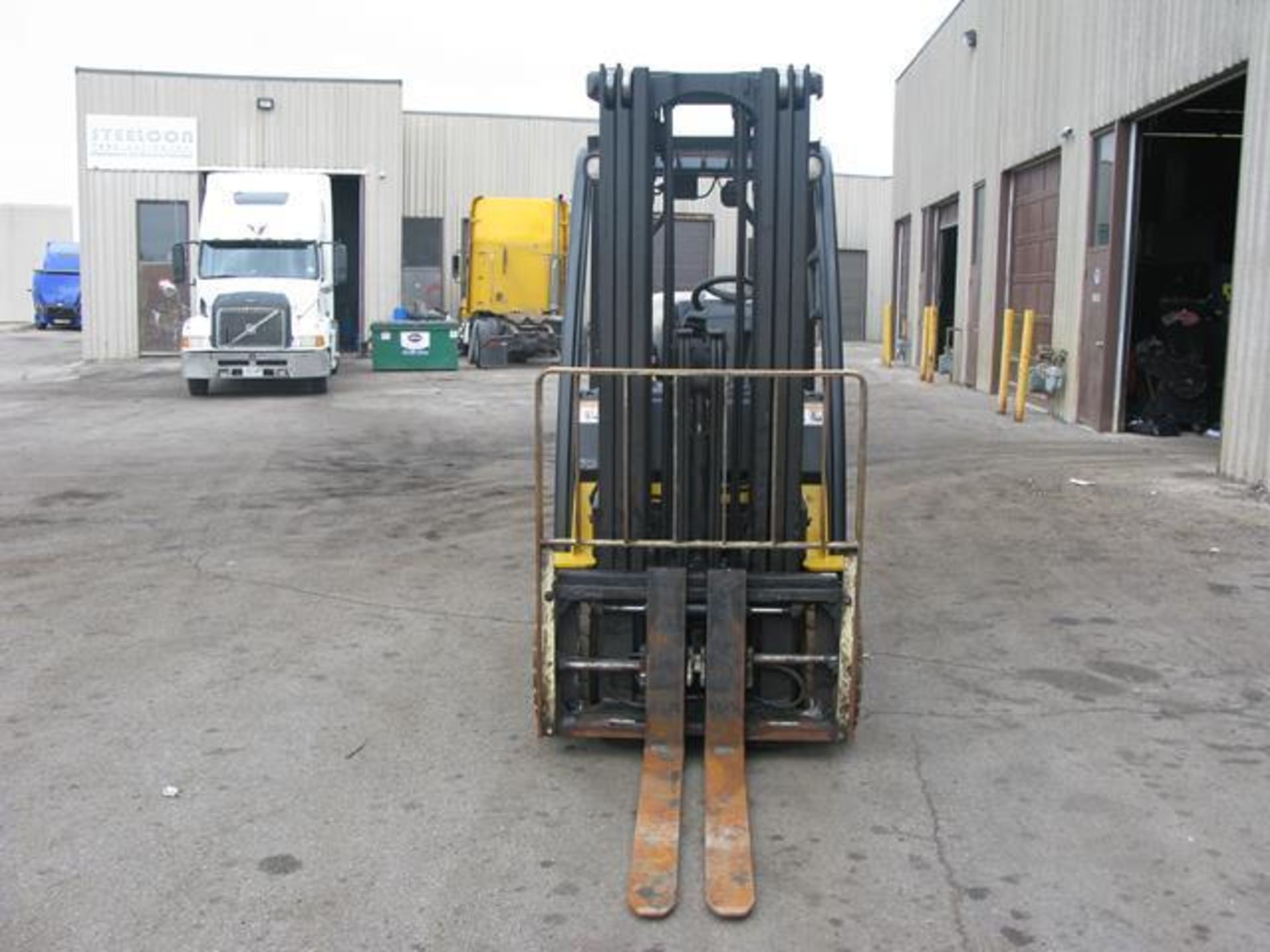 YALE, GLC060VX, 6,000 LBS., FORKLIFT - Image 5 of 9