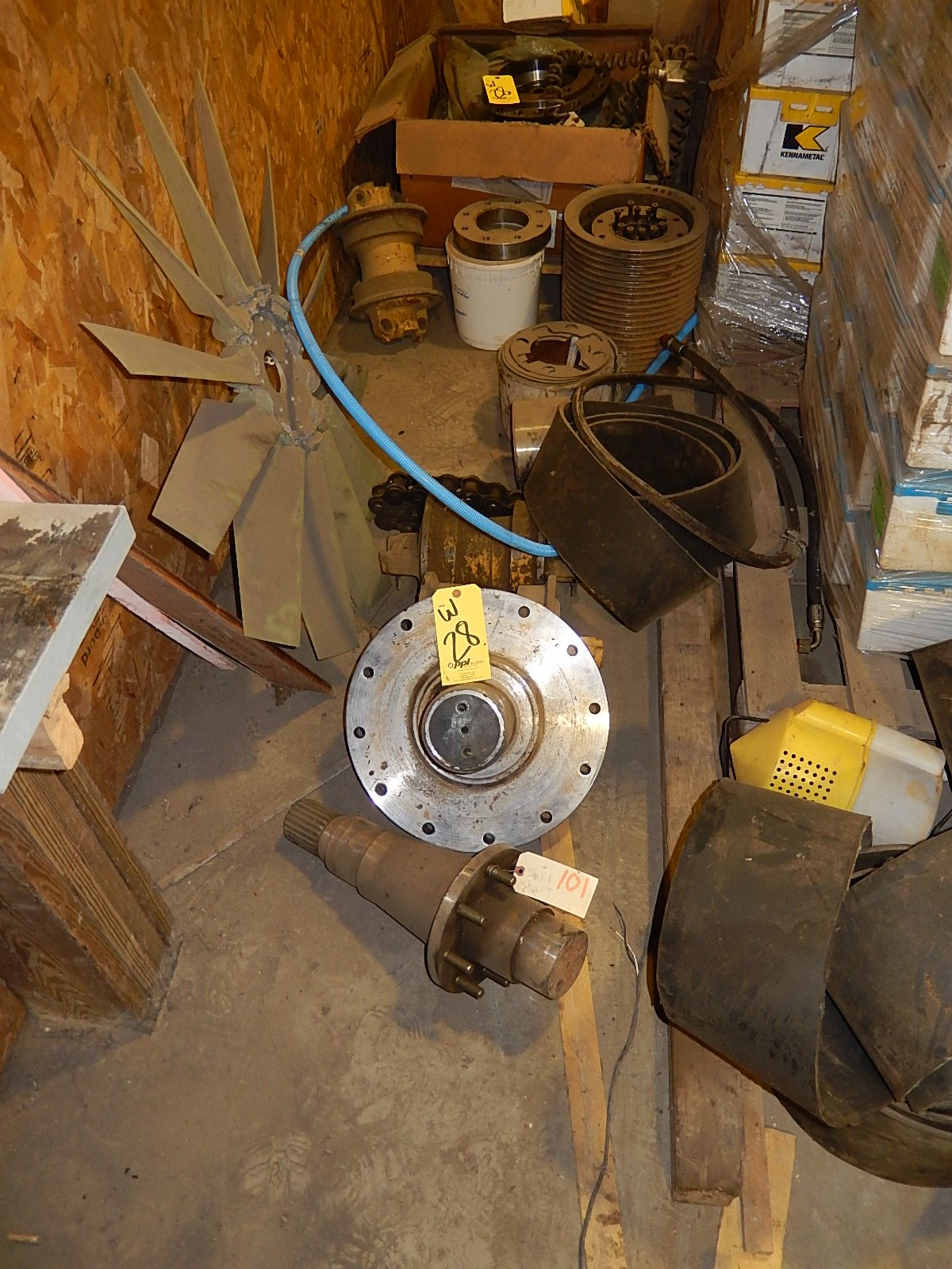 LOT: Assorted Cold Planer Parts & Inventory: Hydraulic Pumps, Crusher Parts, Mill Parts, Filters, - Image 12 of 13