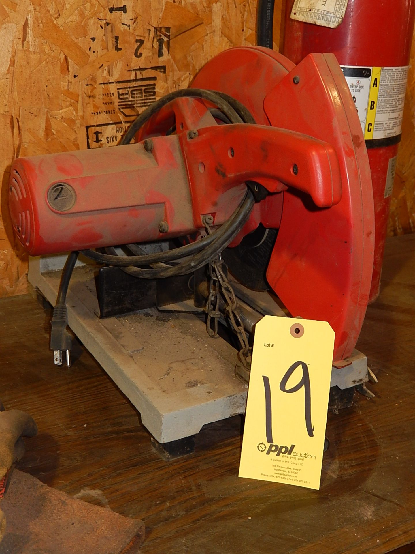 Milwaukee 14 in. Chop Saw Model 6177, with Vise, 15 Amp (Sioux Falls, SD)