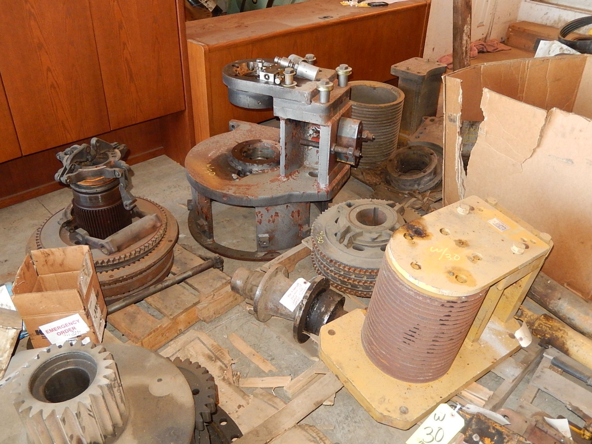 LOT: New, Used & Rebuilt Parts & Inventory for Large Cold Planer Machines: Planetary Gears, - Image 6 of 14