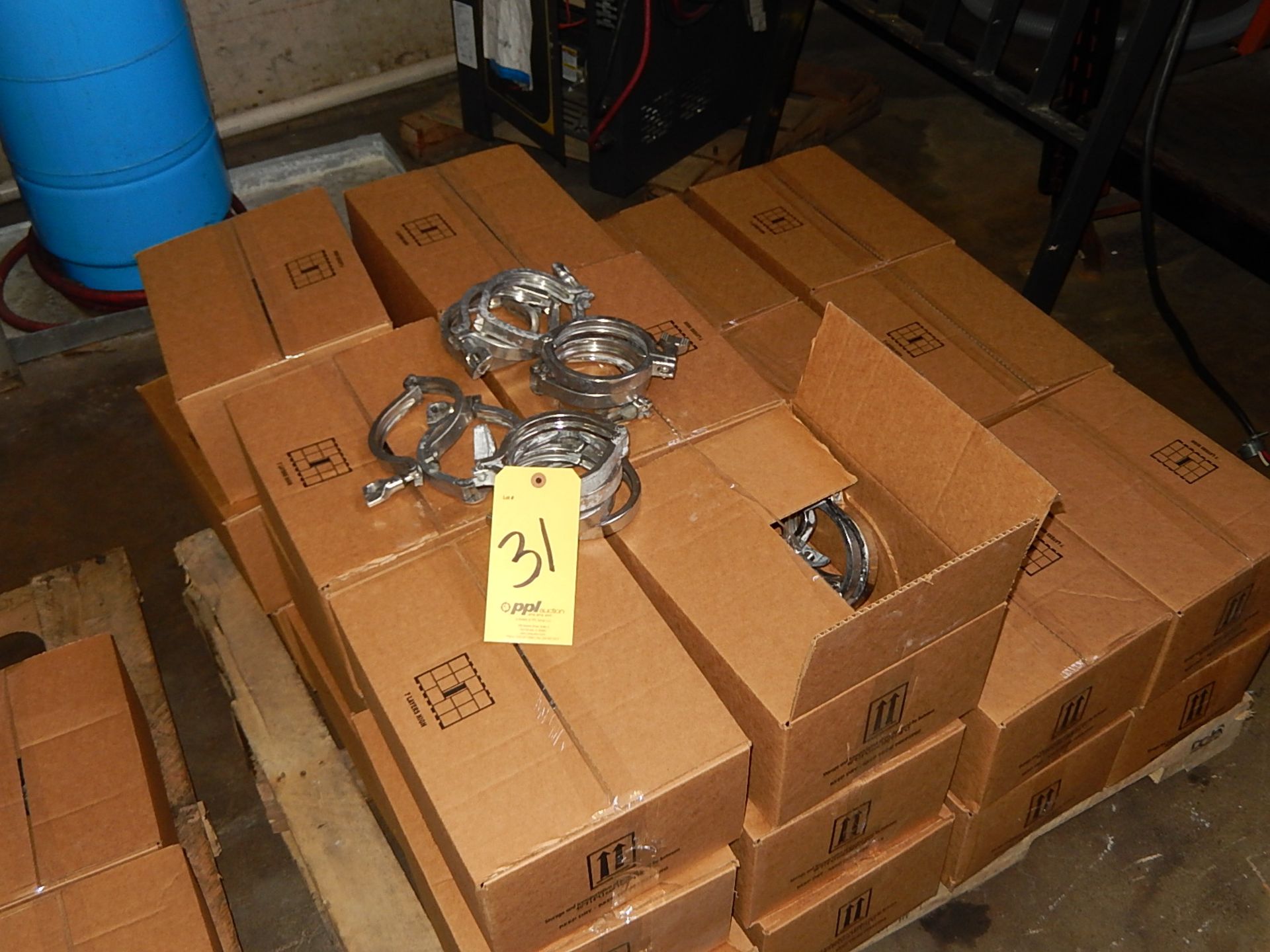 LOT: (30) Boxes 4 in. Stainless Steel Sanitary QR Pipe Clamps on Pallet