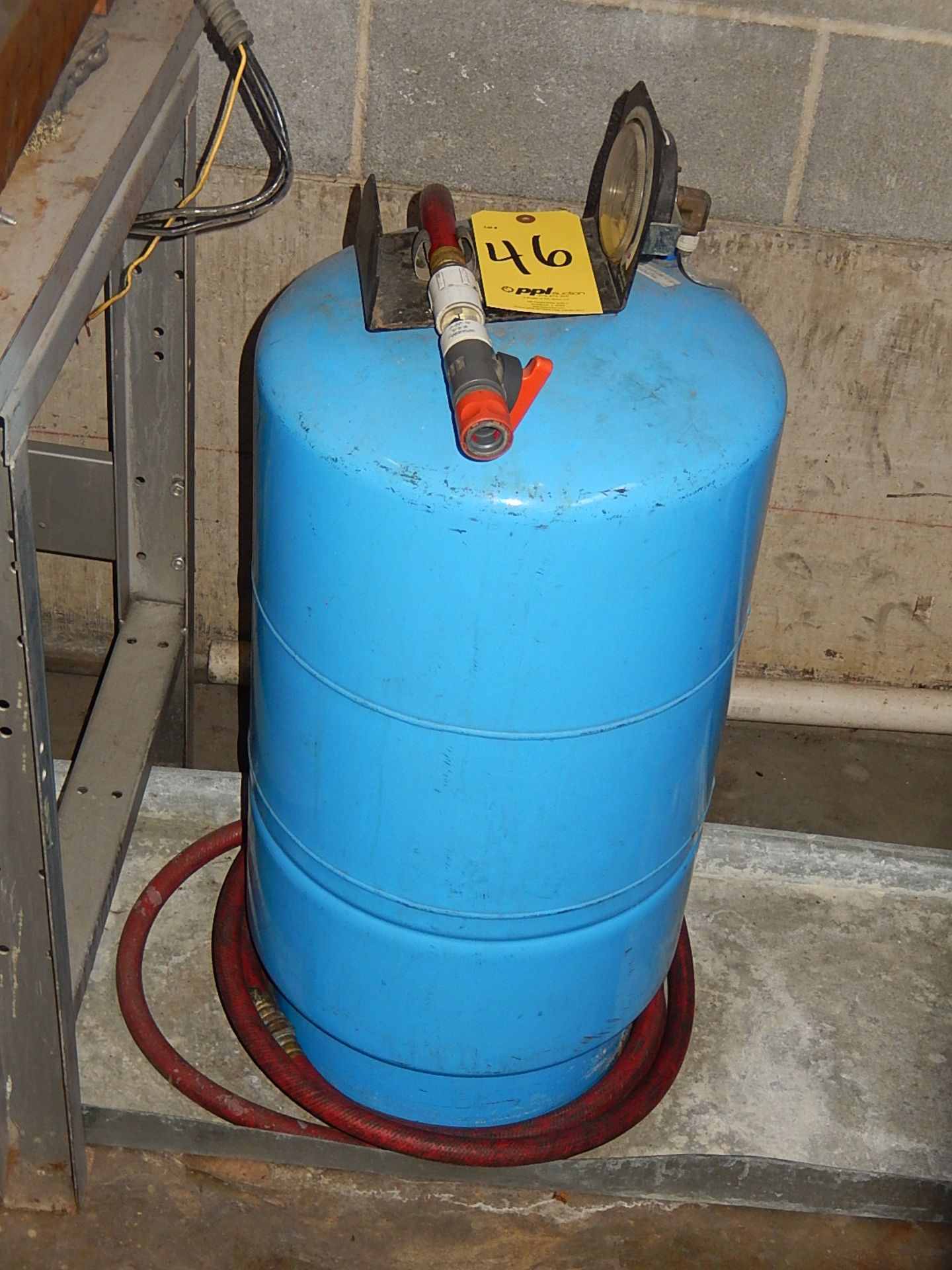 Water Pressure Tank for Filling Battery