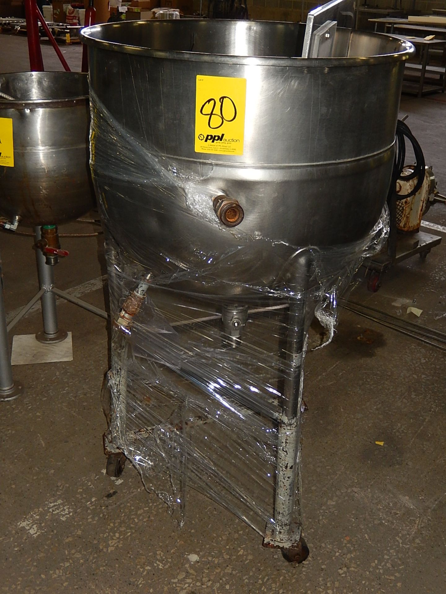 Jacketed Stainless Steel Kettle, 30 Gallon (est.)