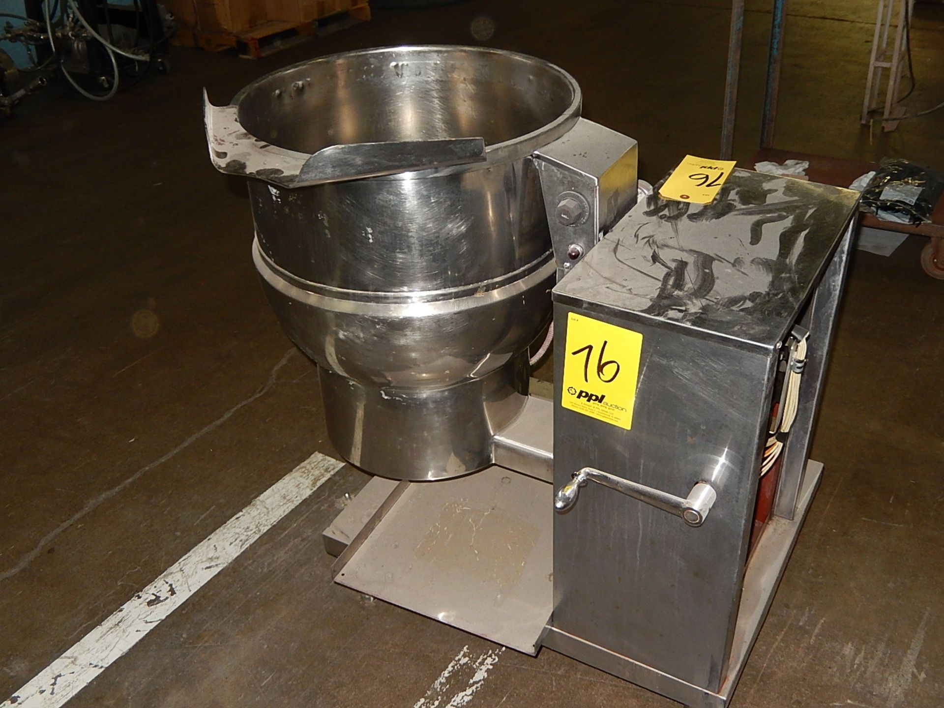 Dover 20 Gallon (est.) Jacketed Kettle Model DEE-4-20, S/N 494B, with Manual Tilt