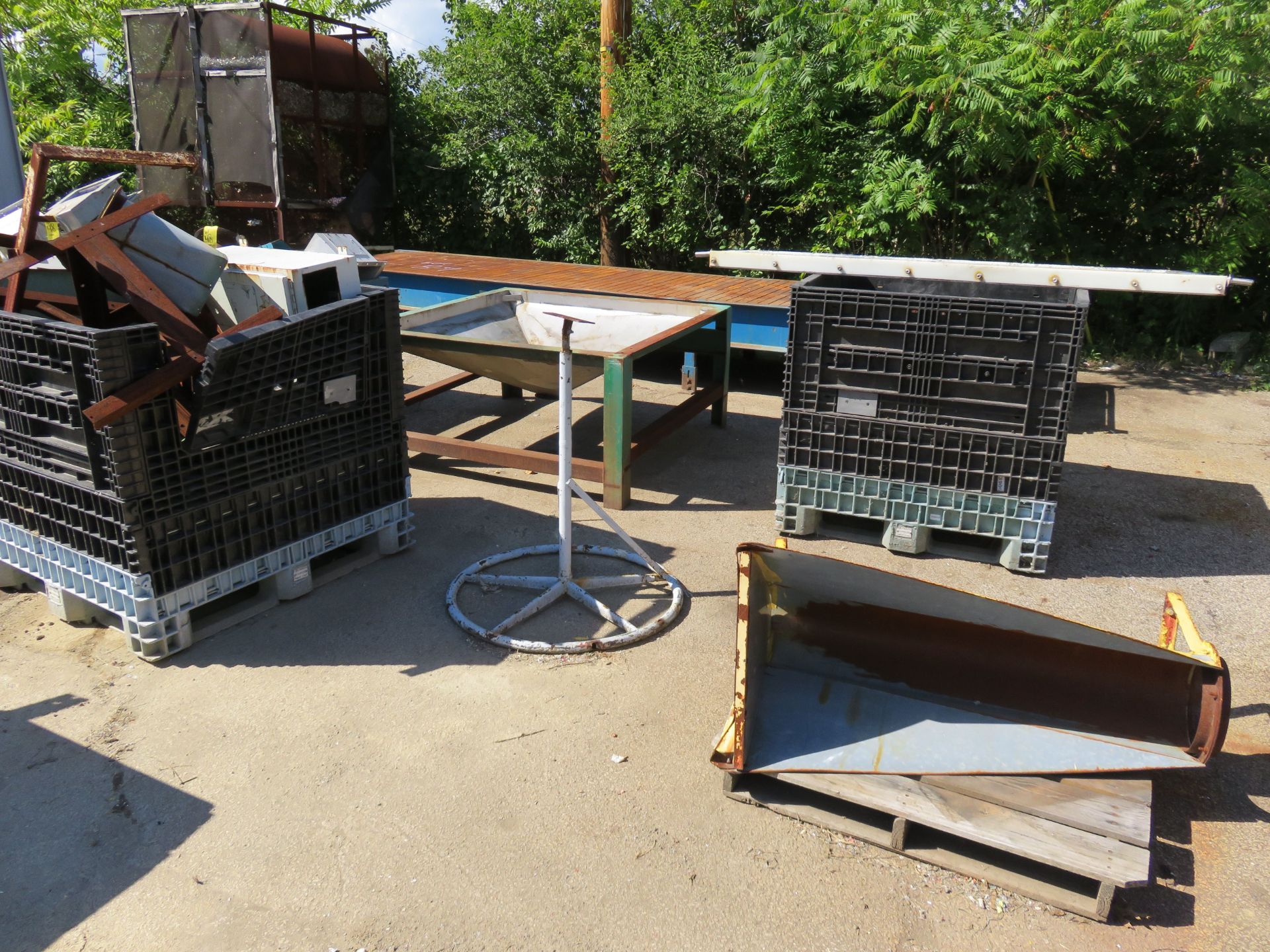 LOT: Auger Parts, Stainless Steel Hopper, Assorted Electrical Boxes, Blower Feed Chute (Euclid, OH)