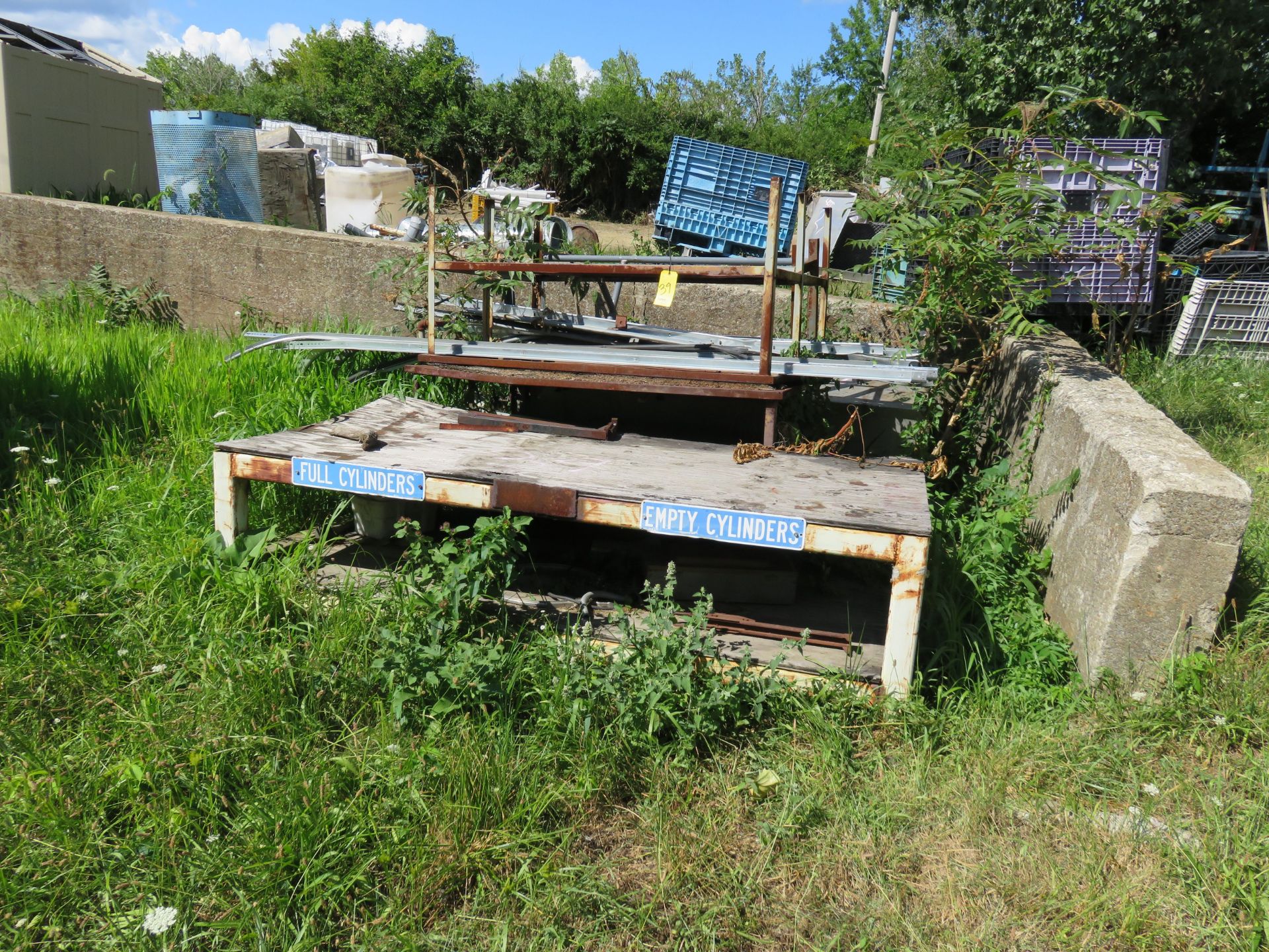 LOT: Assorted Tables & Stainless Steel Tank (Euclid, OH)