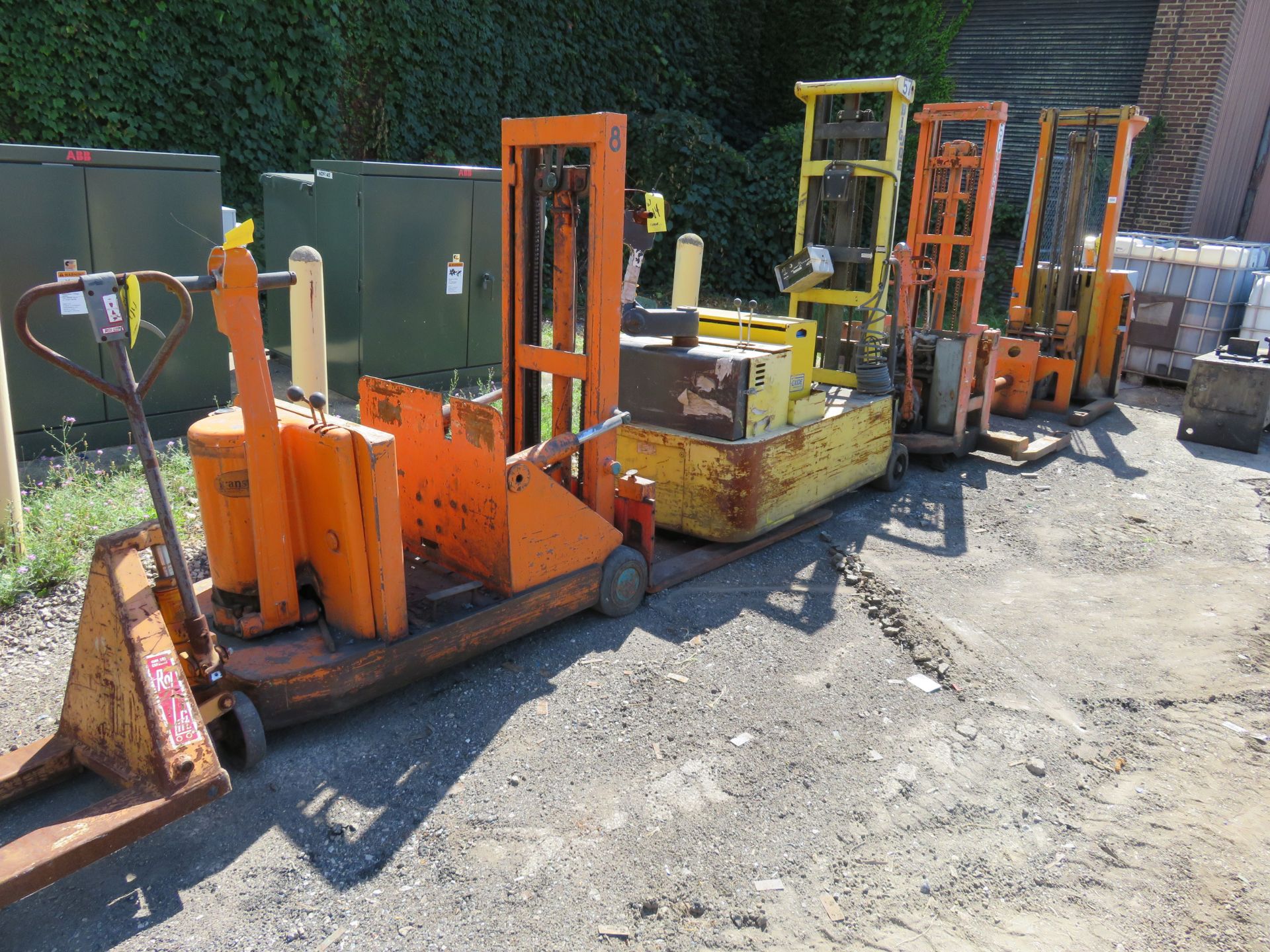 LOT: (4) Assorted Electric Walk Behind Stacker Lifts (Euclid, OH)