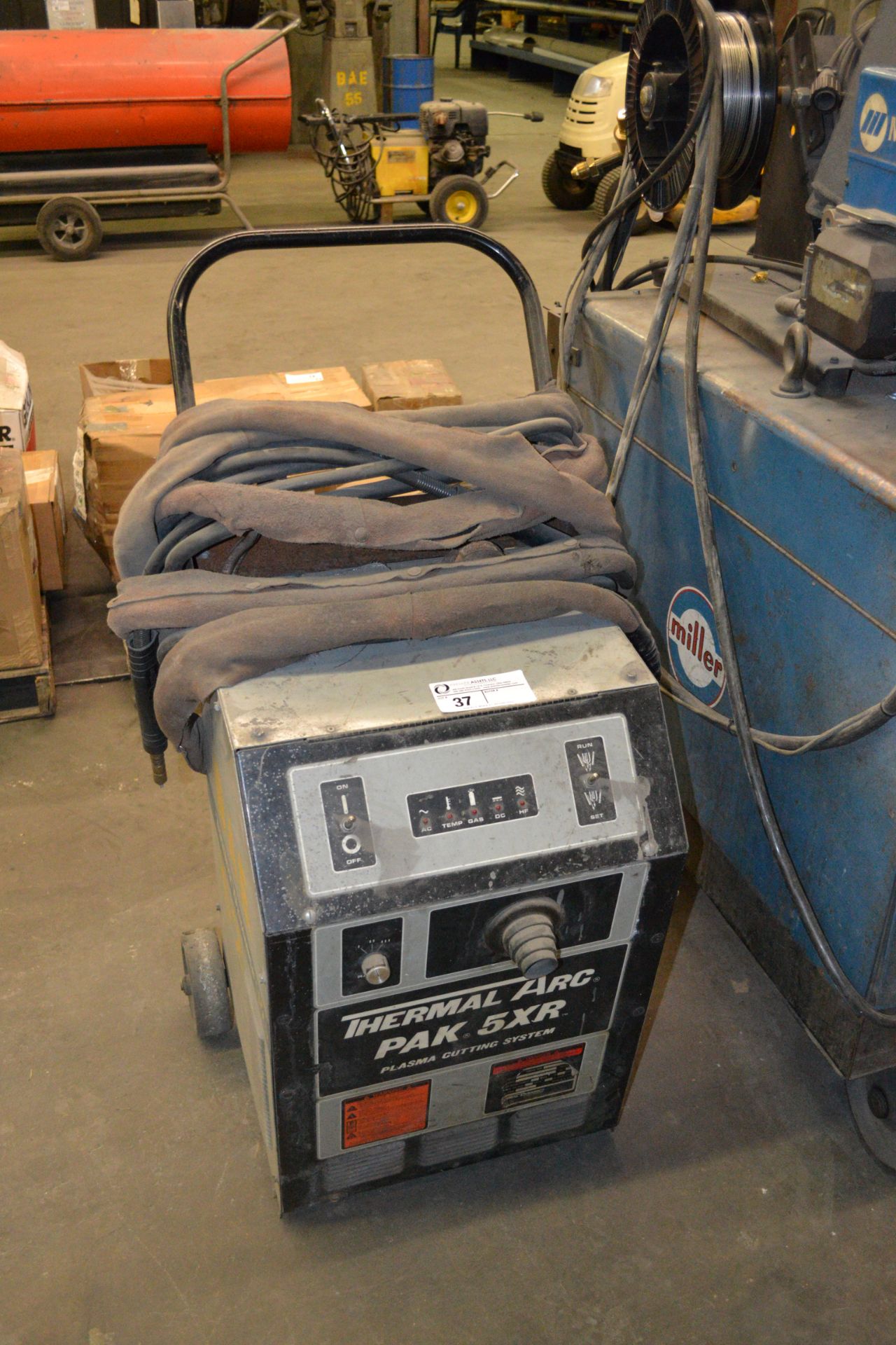 Thermal Dynamics PAK Master 75 5XR plasma cutter  SN: E61226A1881A