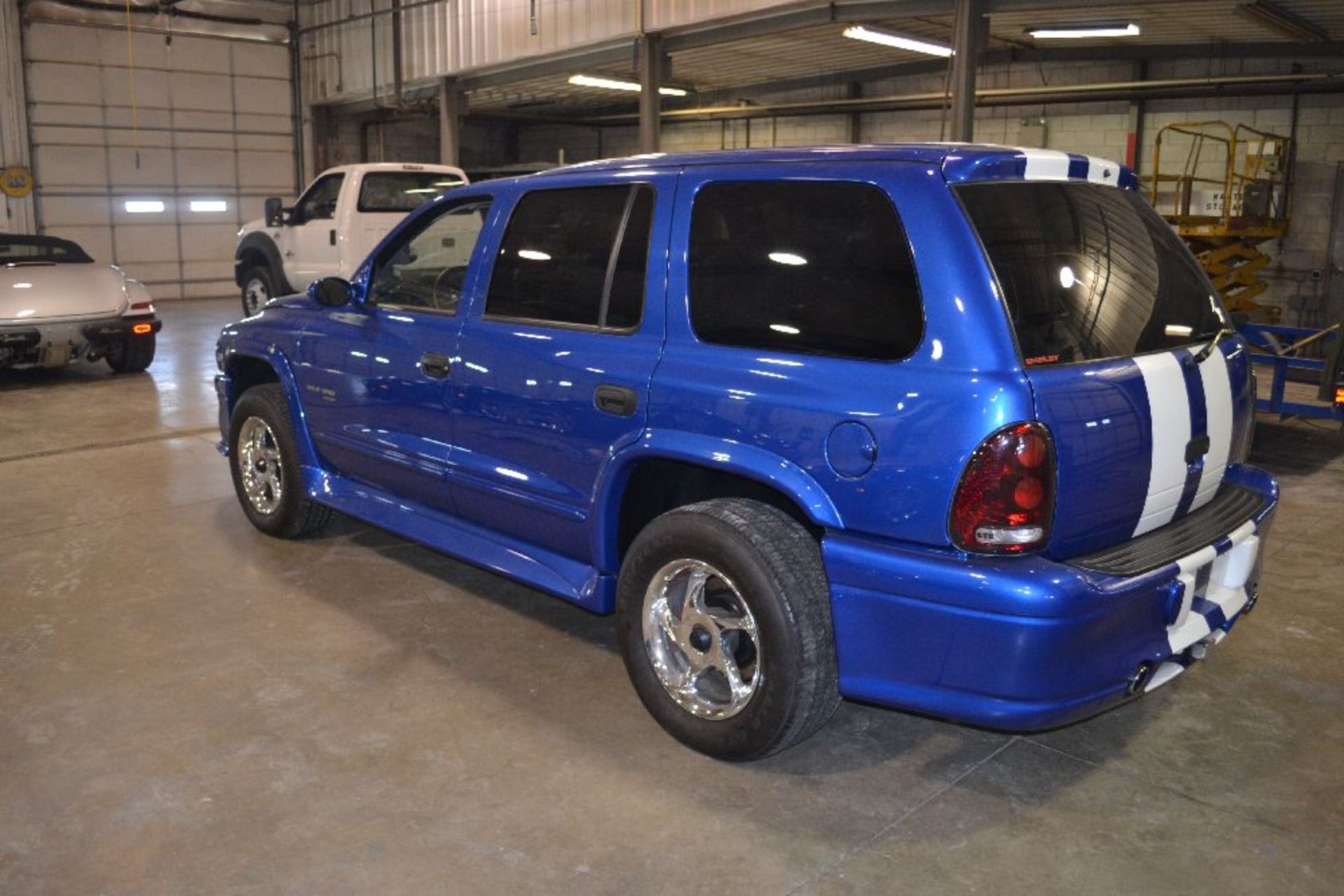 1999 Shelby Durango, approx. 18,000 miles,   V8 360 supercharged engine, automatic trans, DVD - Image 2 of 4