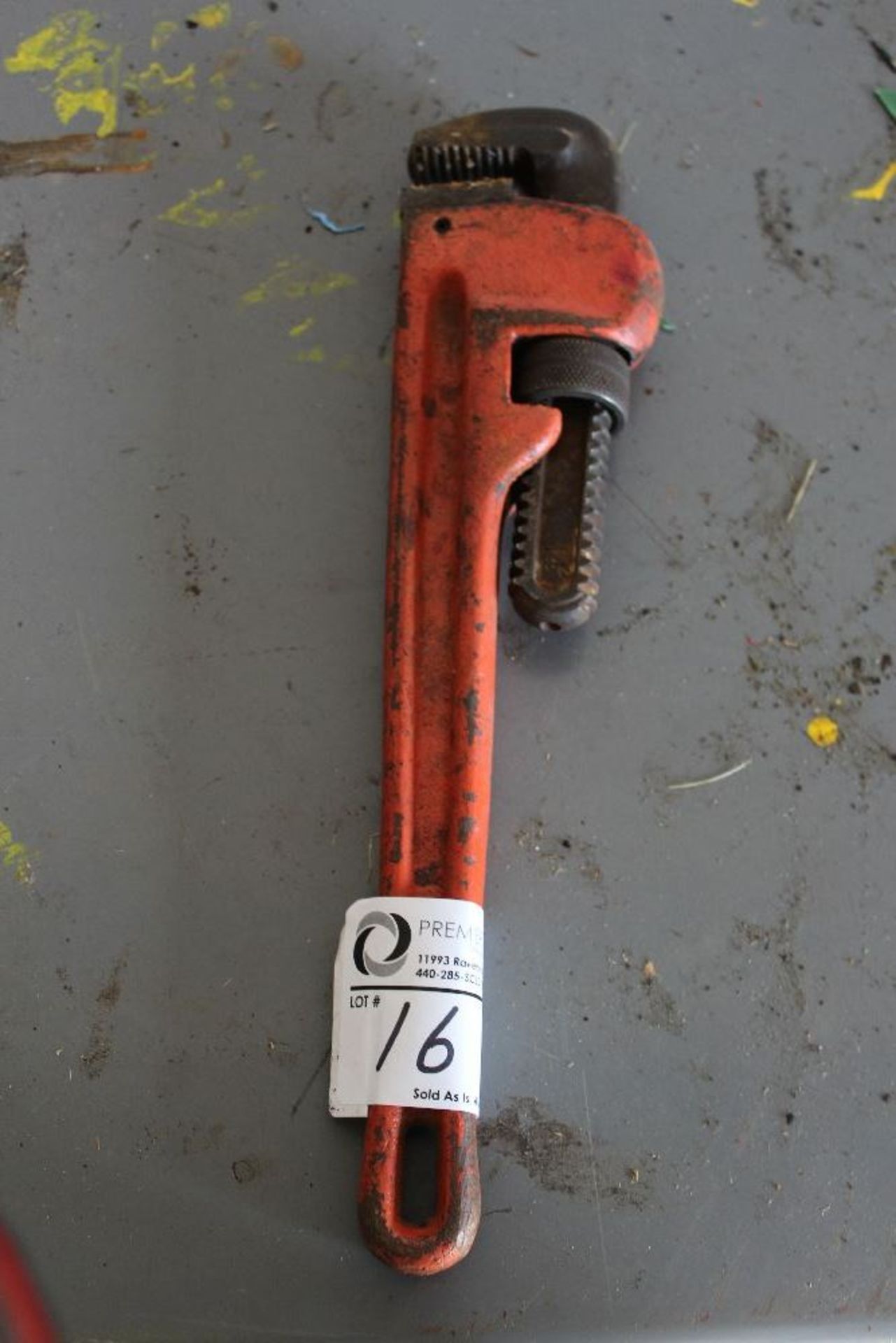 pipe wrench 14"