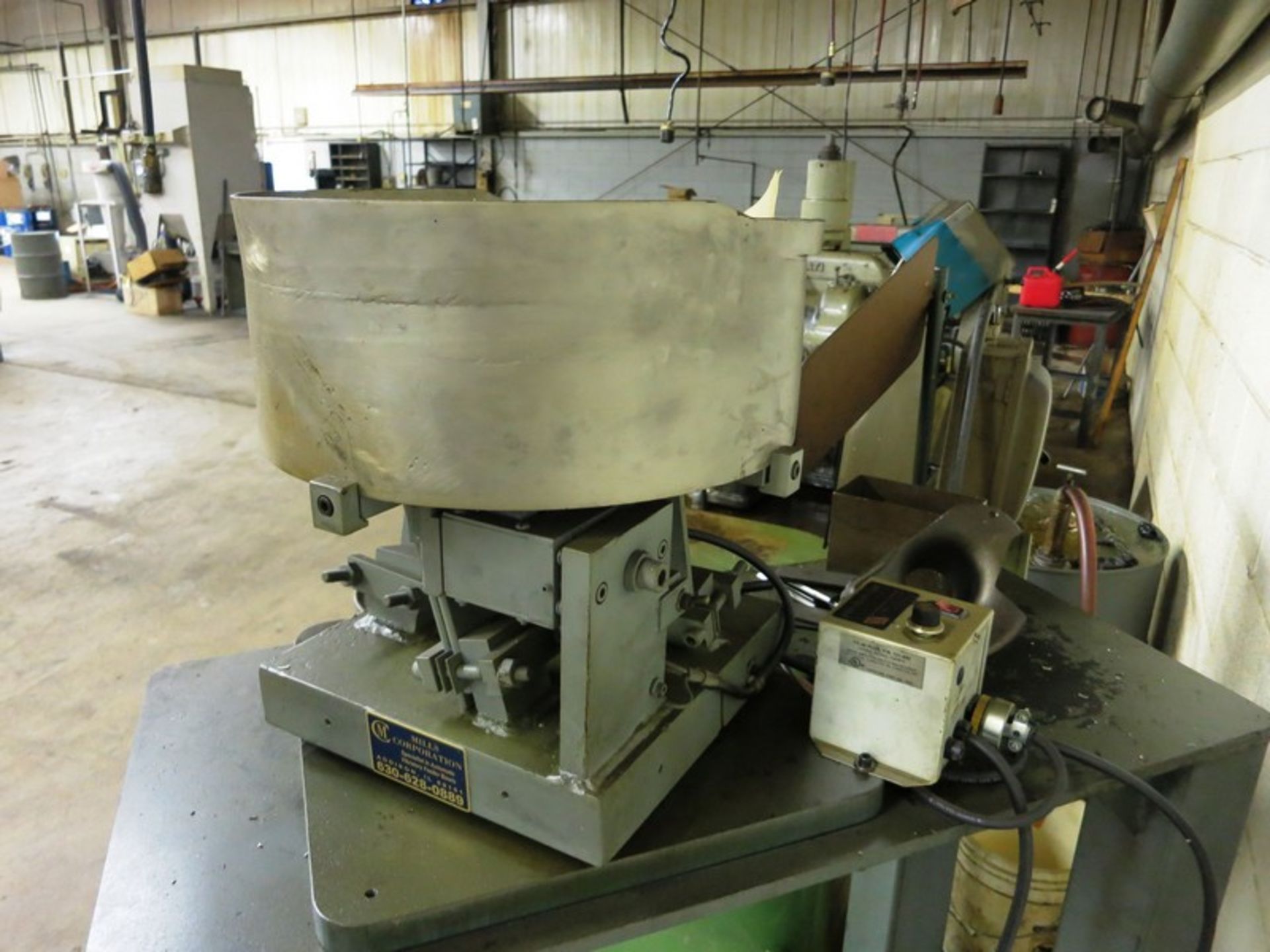 Mills Corporation Automatic Vibratory Feeder Bowl