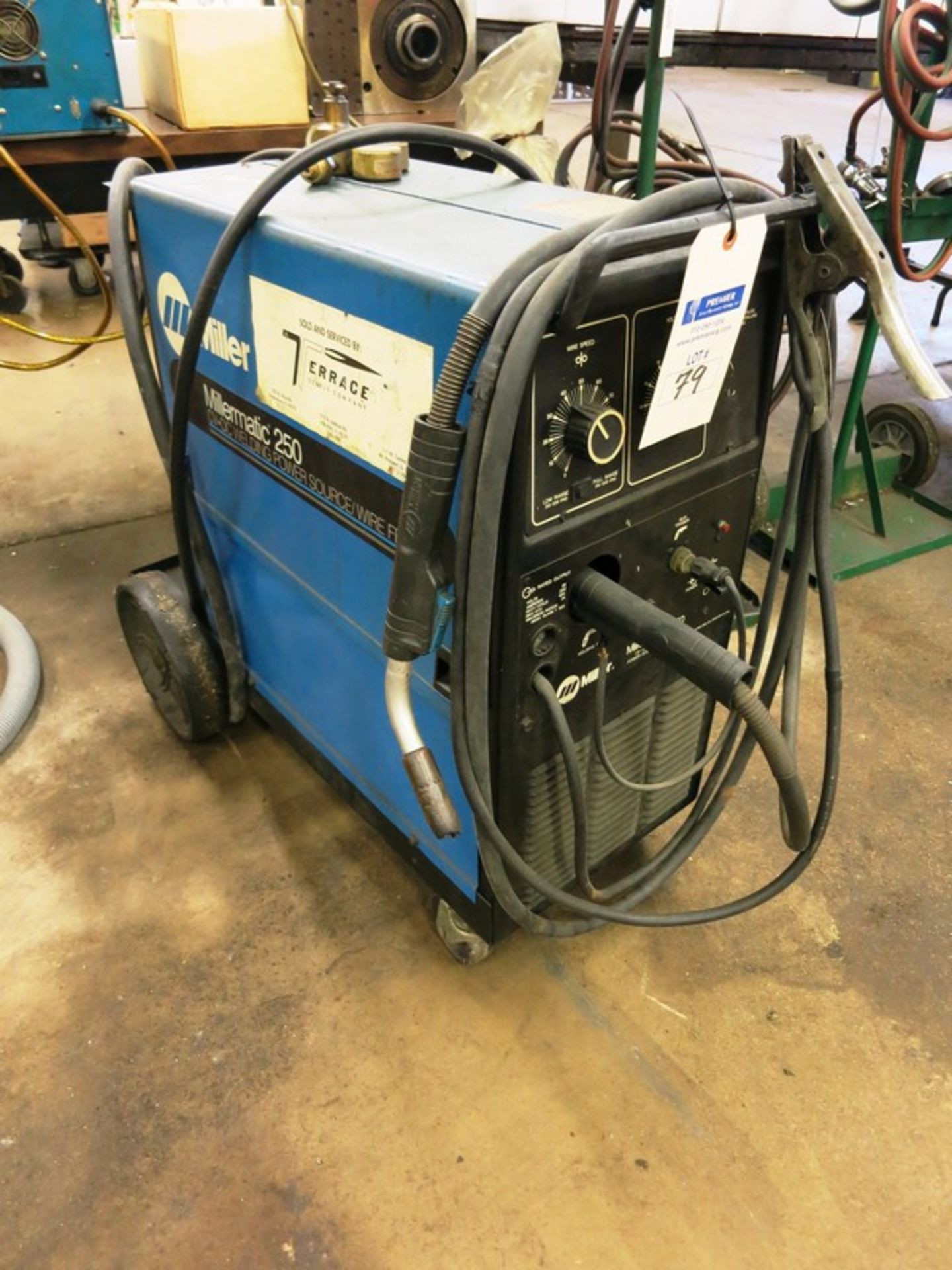 Mollermatic 250 CV-DC Arc Welder S/N KF941859